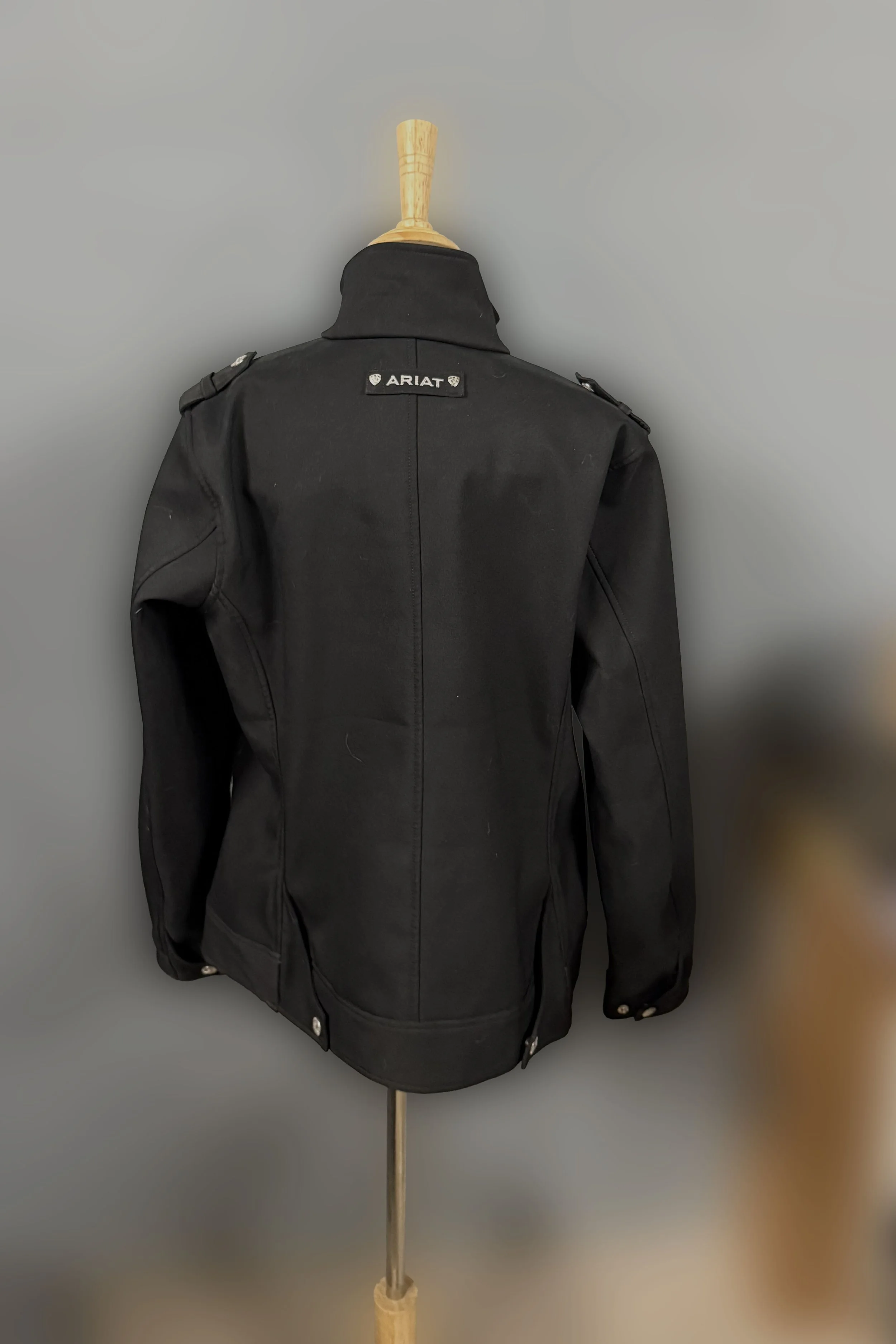 ariat softshell 1 .jpg