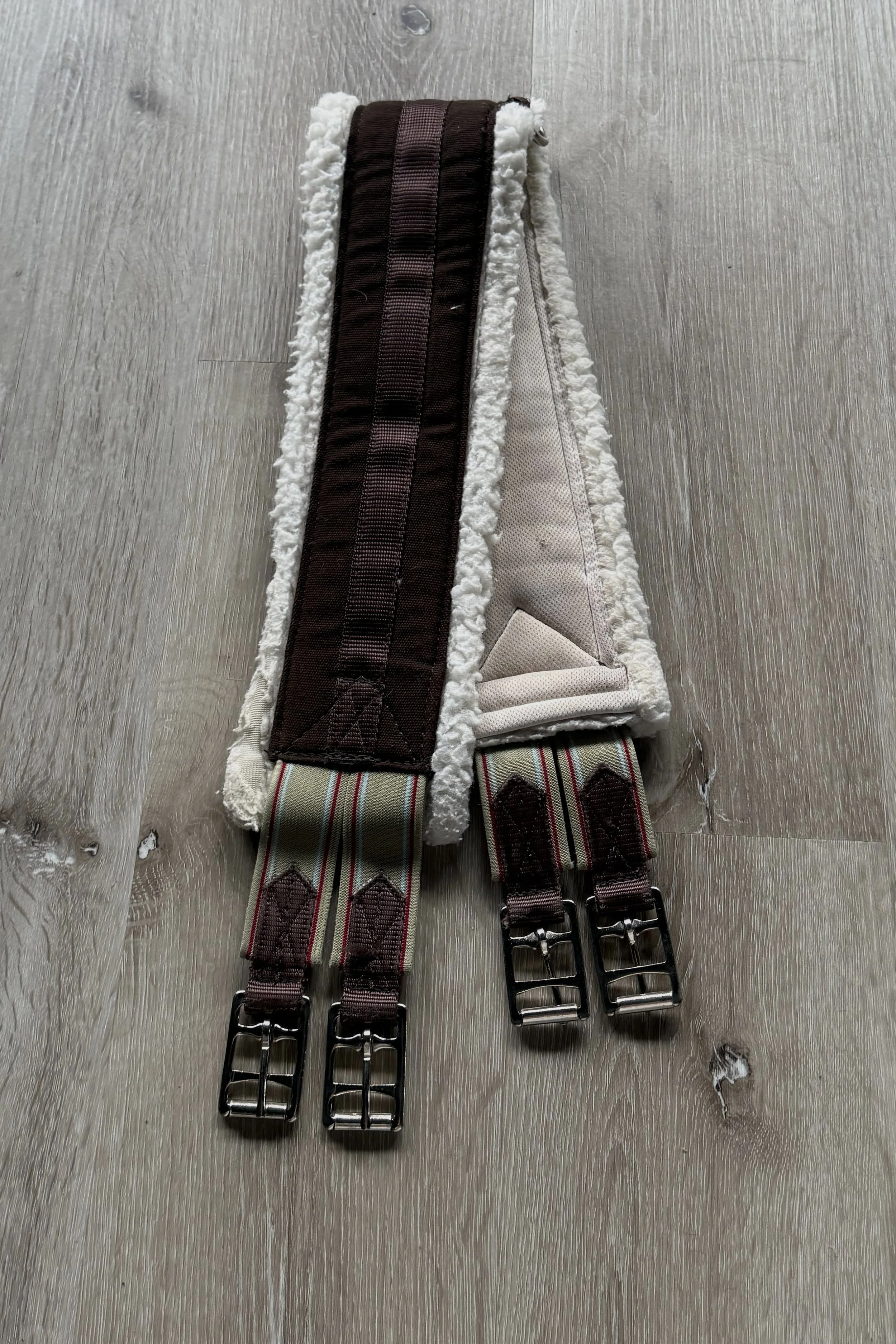 Smartpak Dri-Flex Fleece Girth In Brown - 44"