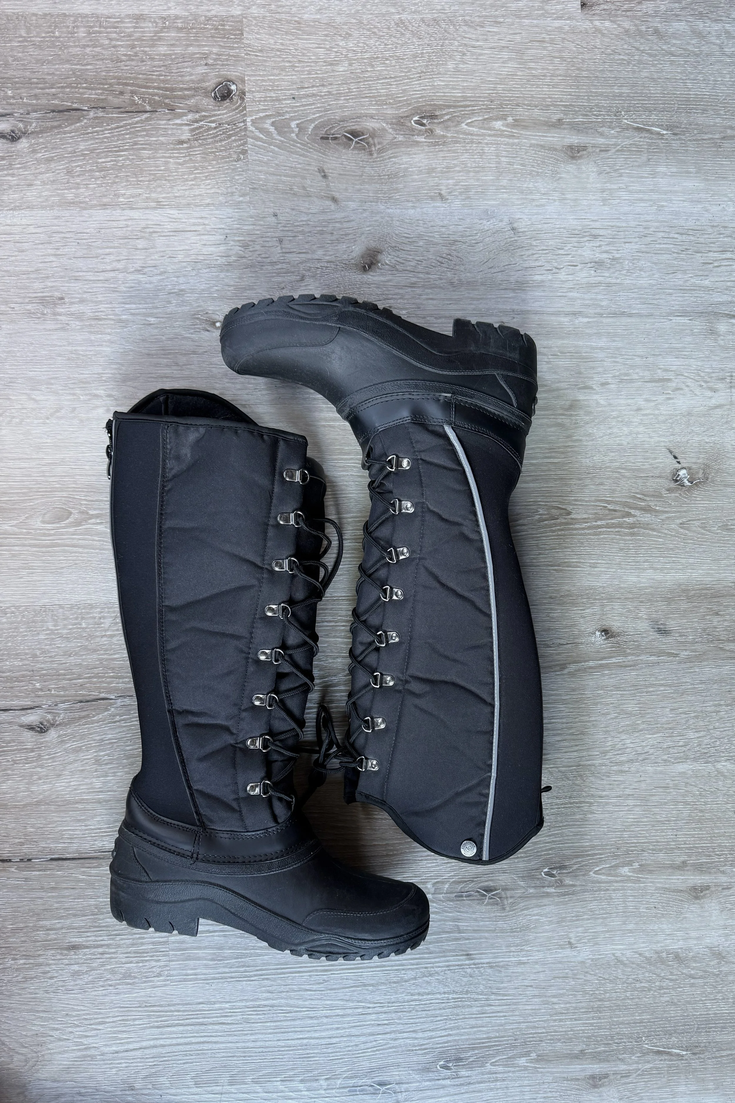 winter boots 2.jpg