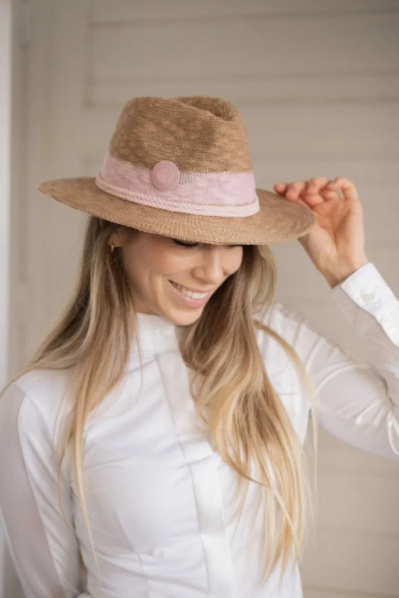 Penelope Rafia Hat In Beige & Pink