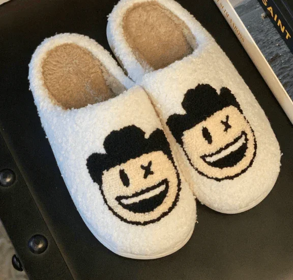 Dreamers & Schemers Cowpoke Slippers Size 37-38