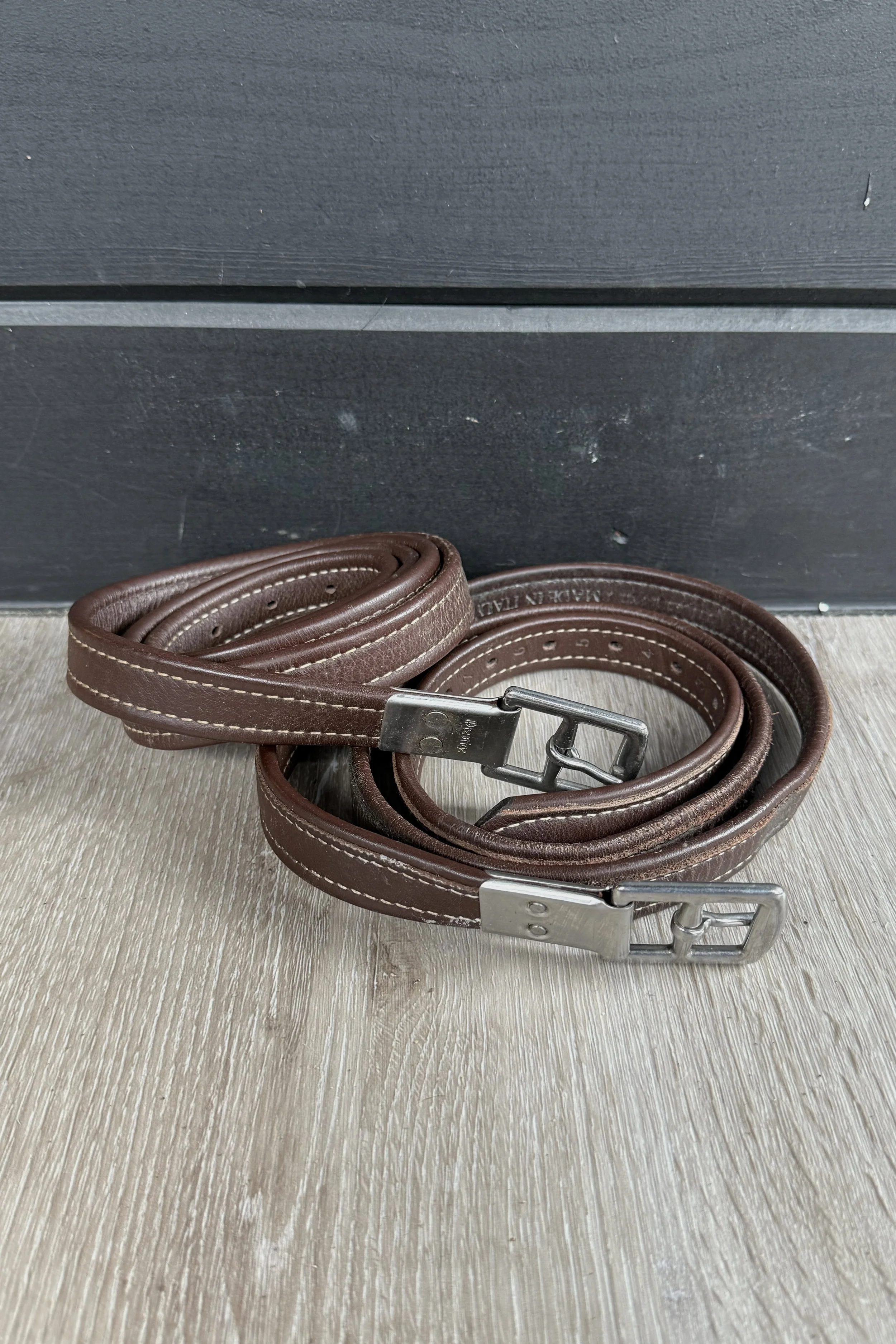 Prestige Stirrup Leathers In Brown - 135cm (53")