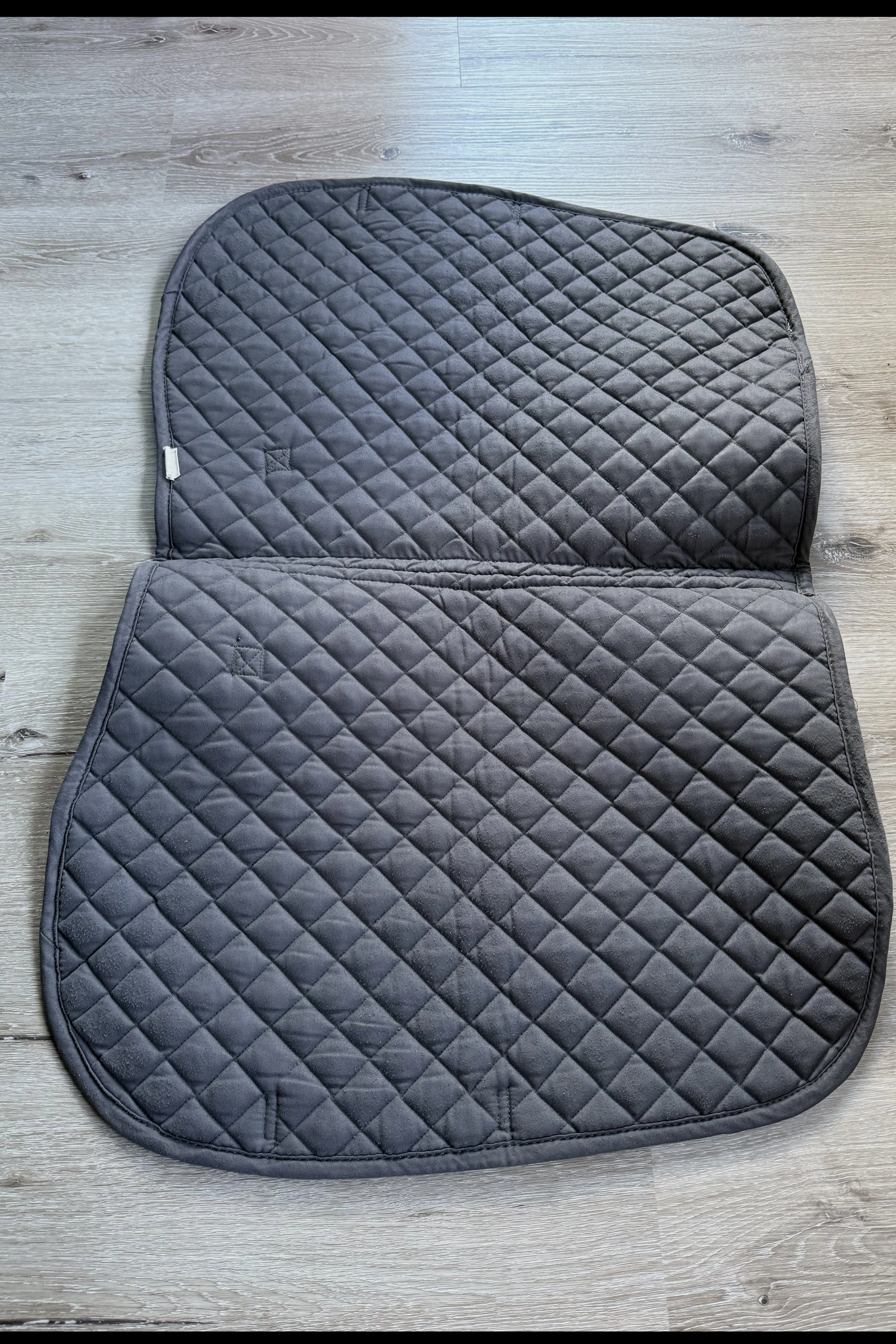 grey pad 2.jpg