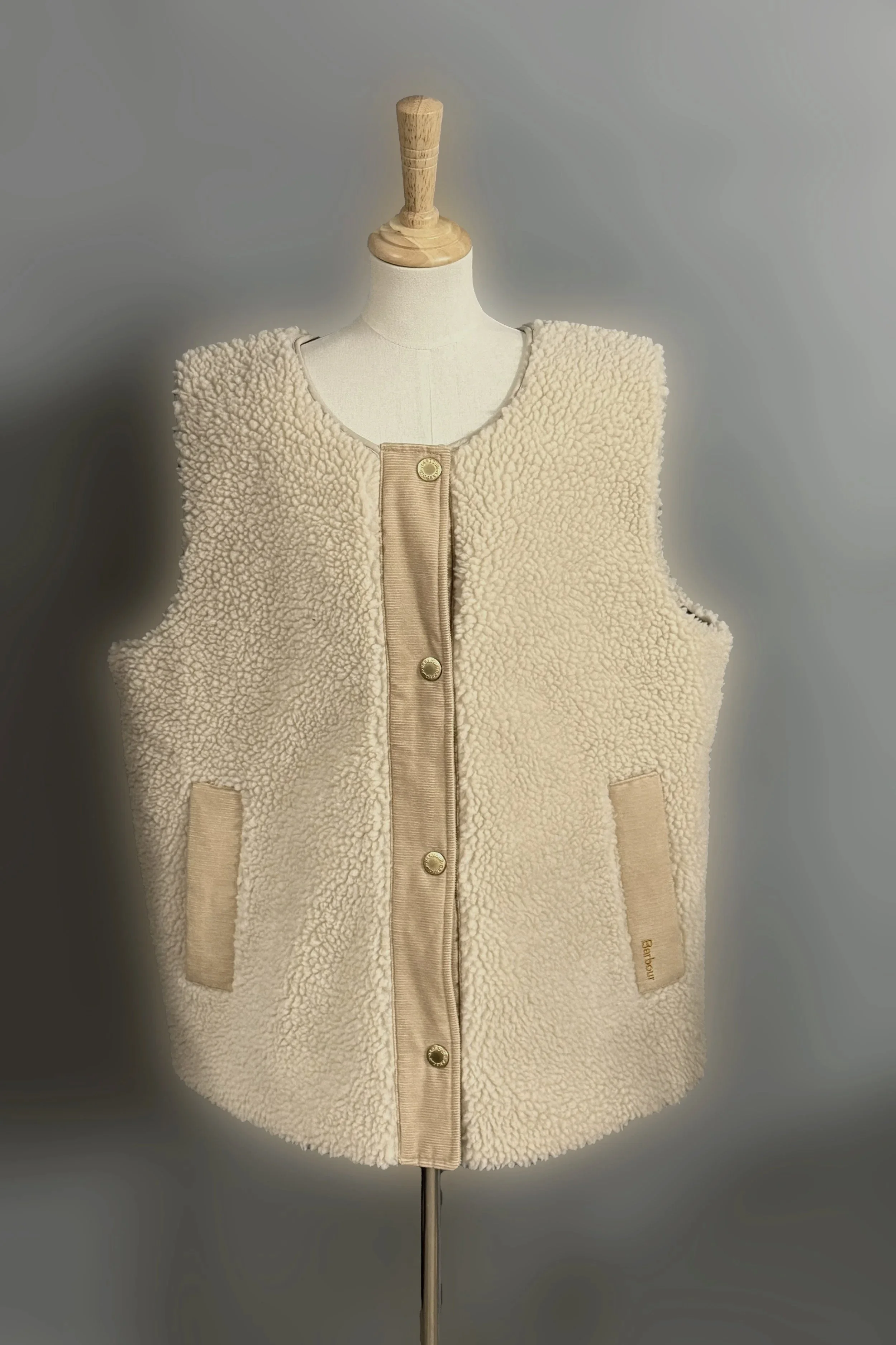 Barbour Dulsie Liner Vest In Ecru/Ancient - US 12