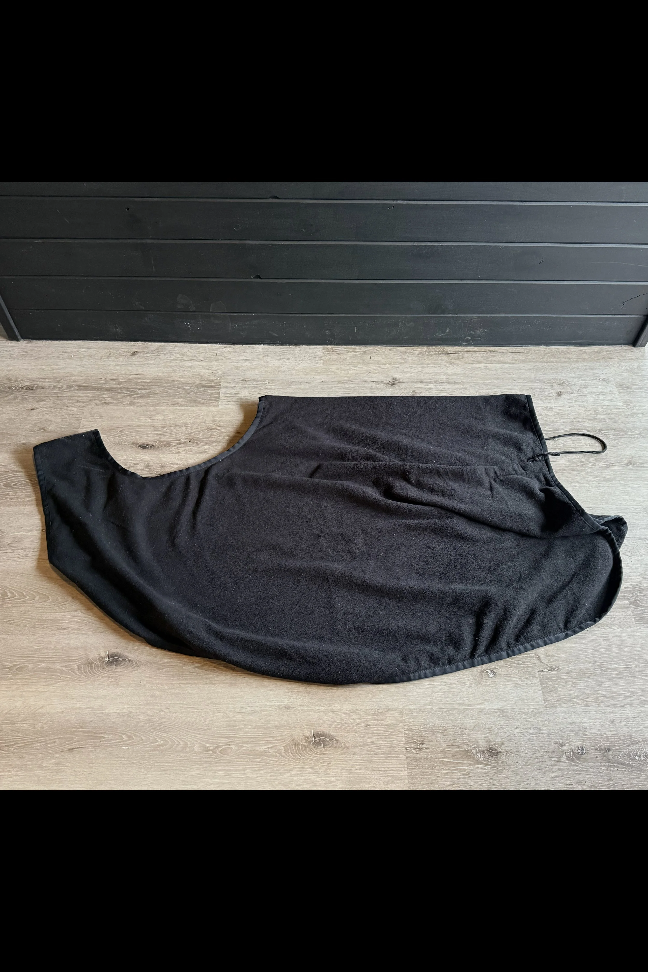 Fleece Quarter Sheet In Black - Large