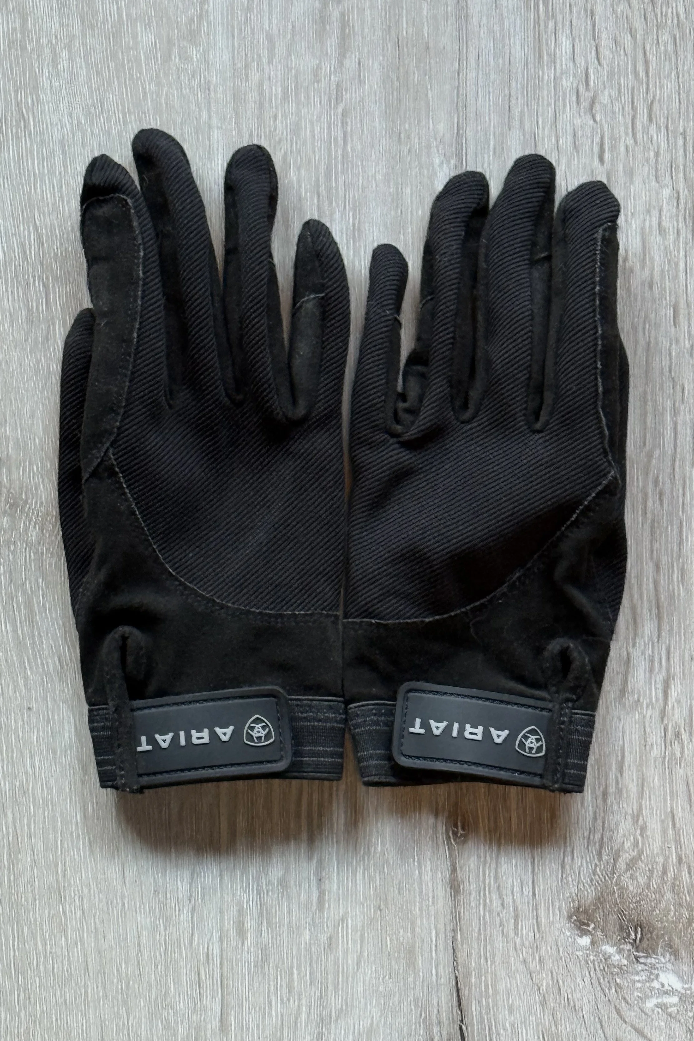 Gloves 2 .jpg