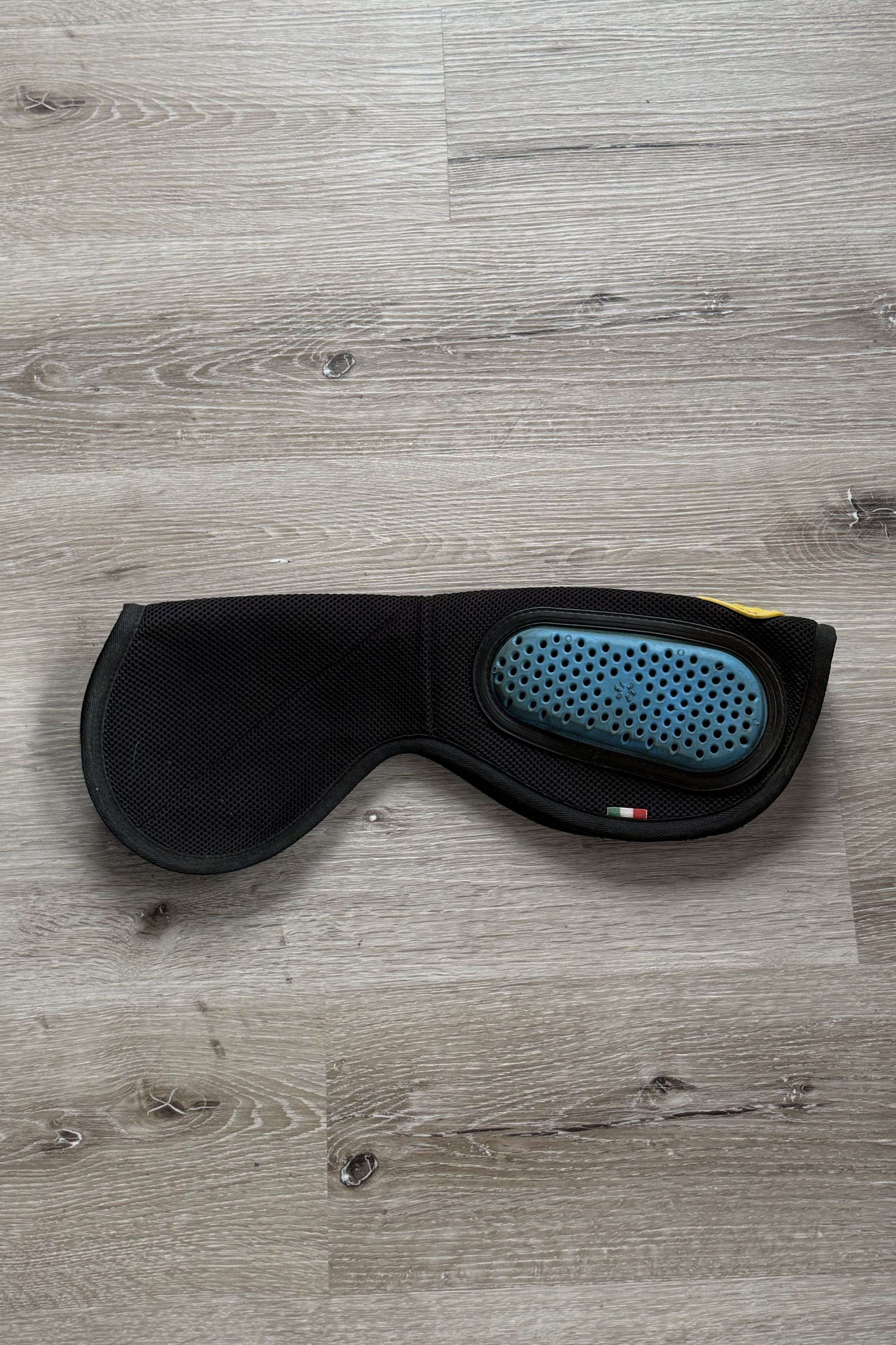 GEL-EZE Gelee Fish Rear Riser Pad In Black Black - 22" x 8