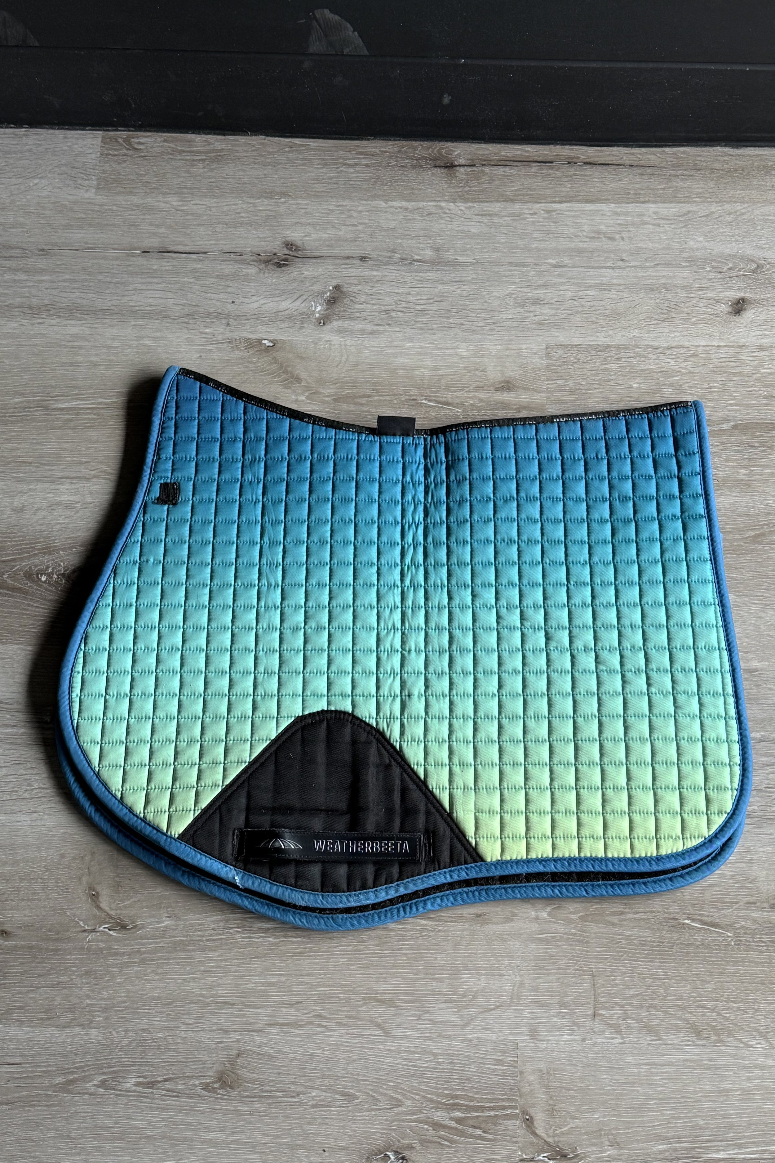 Weatherbeeta Prime Ombre Jump Shaped Saddle Pad In Oceans Reef