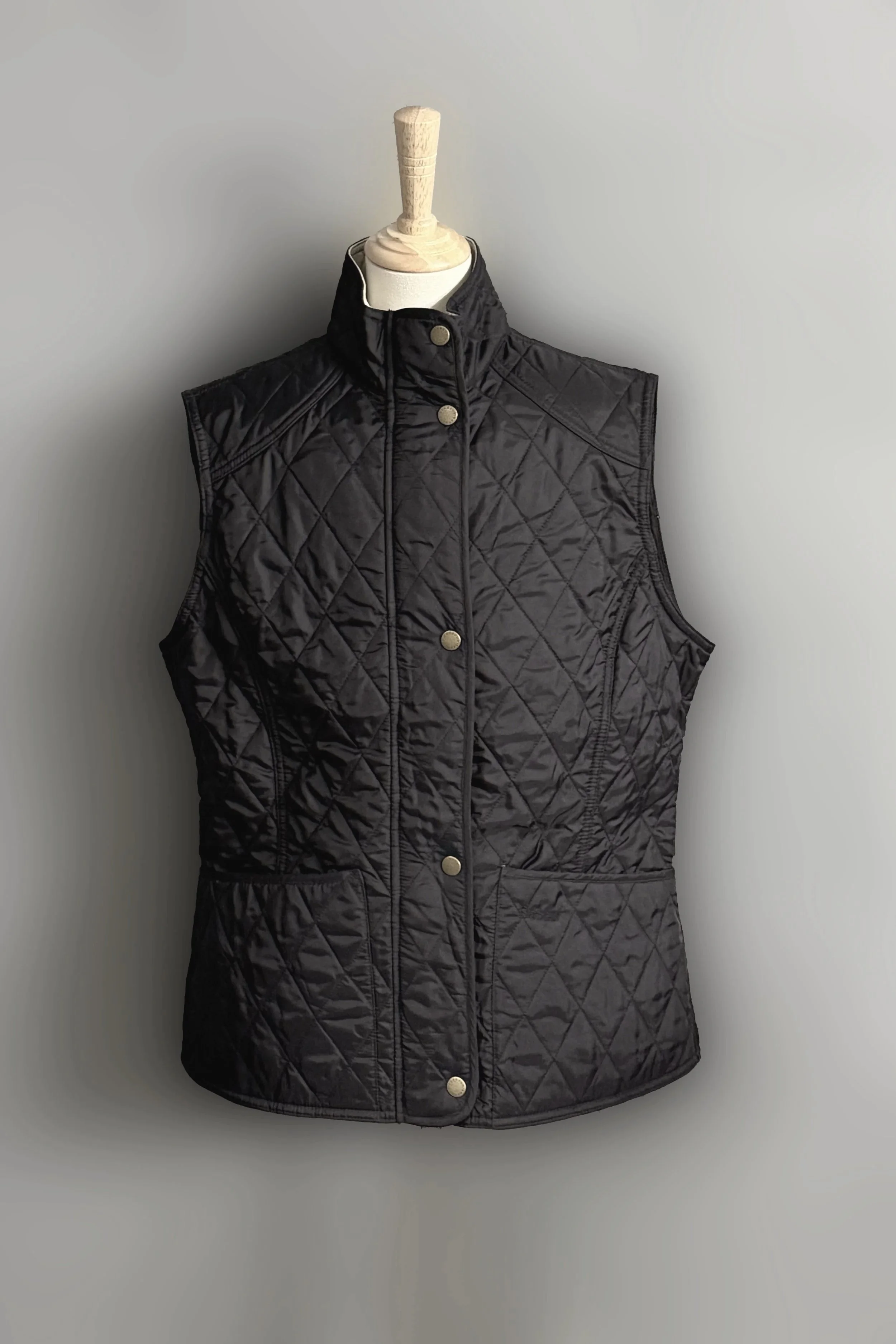 Barbour Lightweight Quilted Vest In Navy - US 8