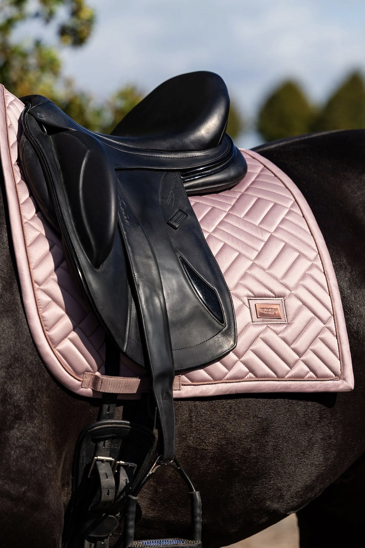 Equestrian Stockholm Dressage Saddle Pad Modern In MIDSUMMER BLUSH