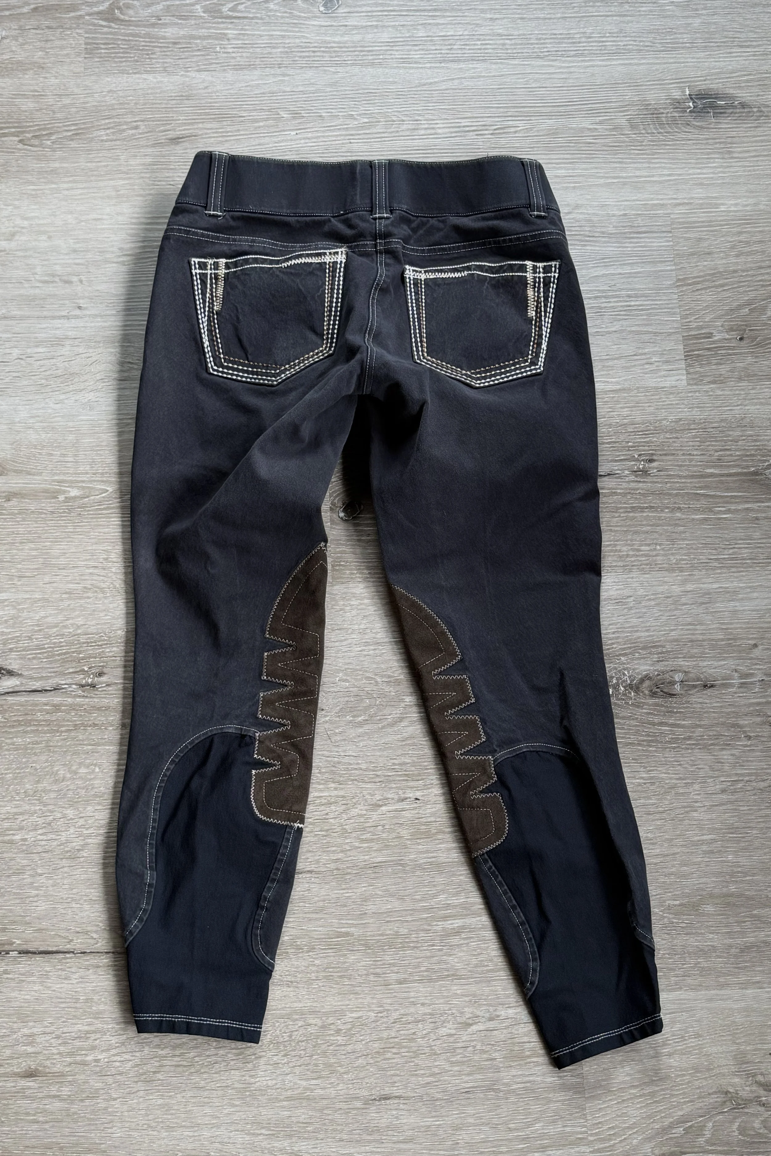 Ariat navy 1 .jpg