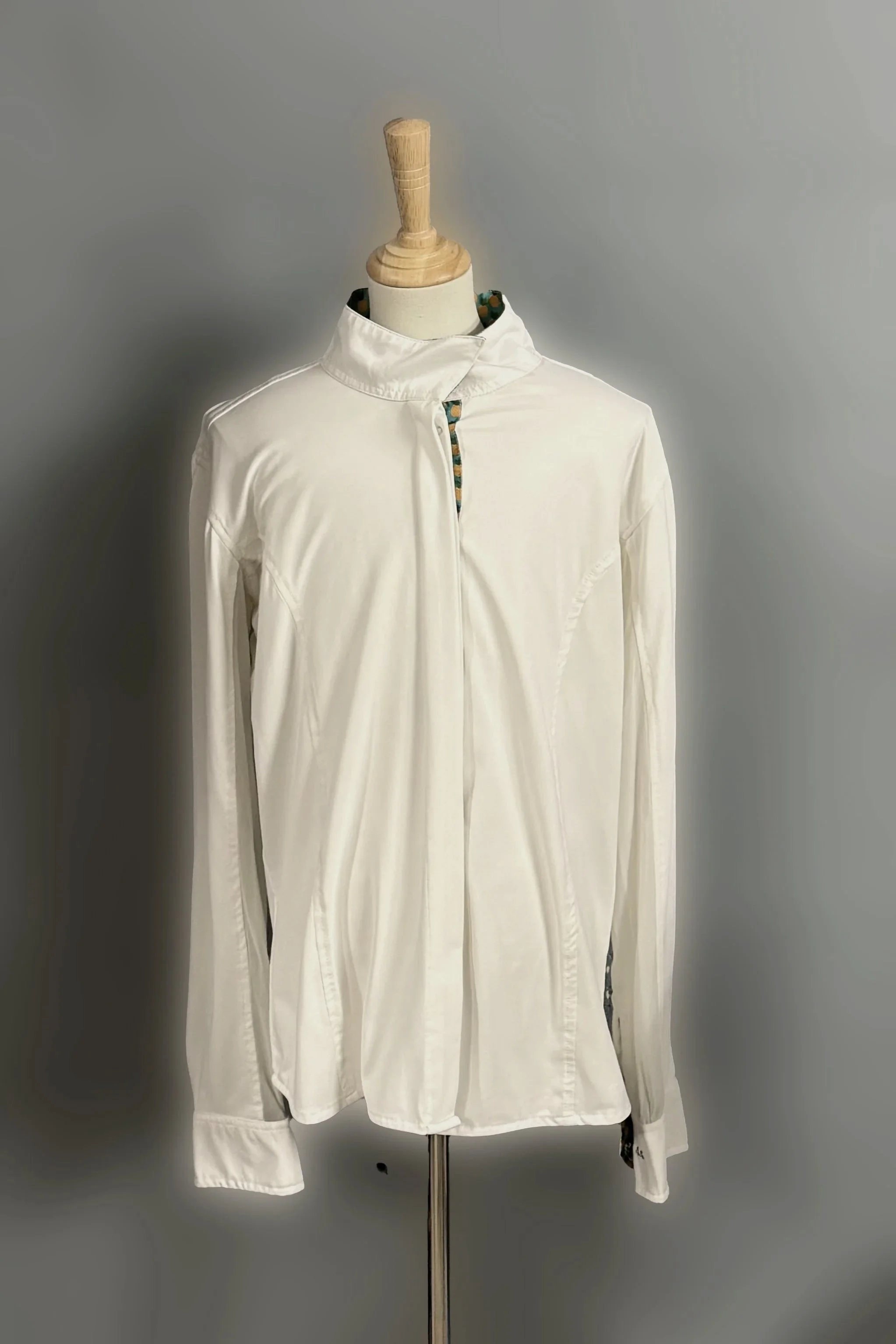 SmartPak Piper Long Sleeve Show Shirt in White/Pineapples - Medium