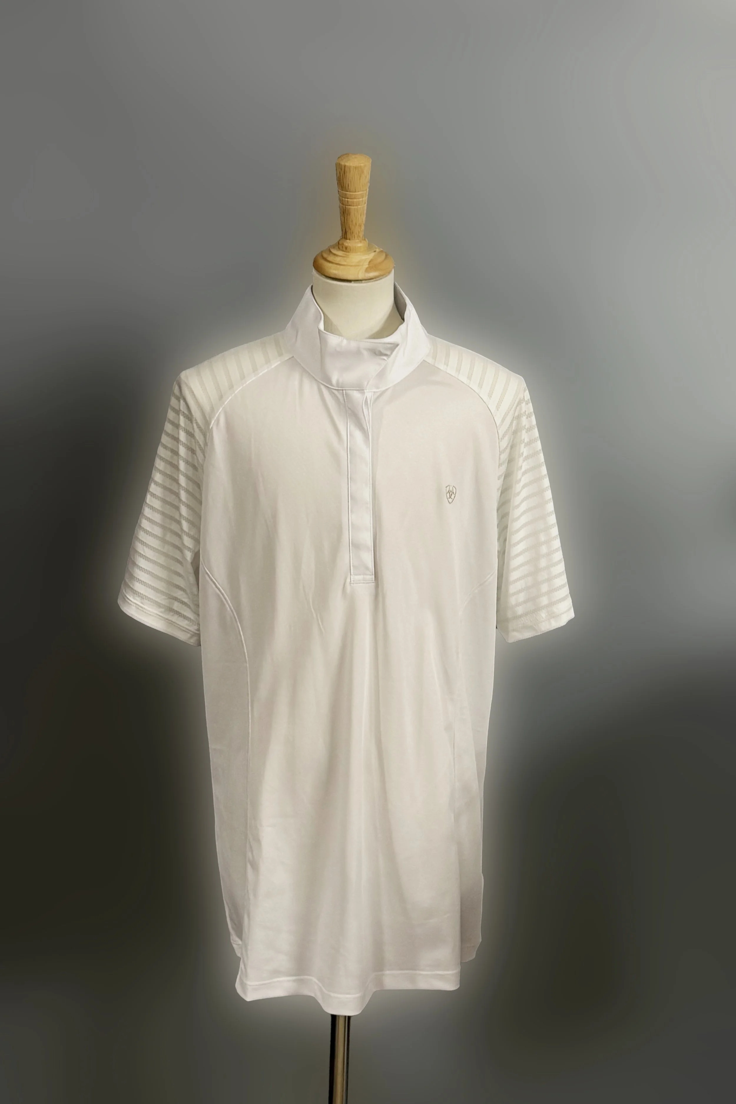 Ariat Aptos Vent Short Sleeve Show Shirt In White - Large