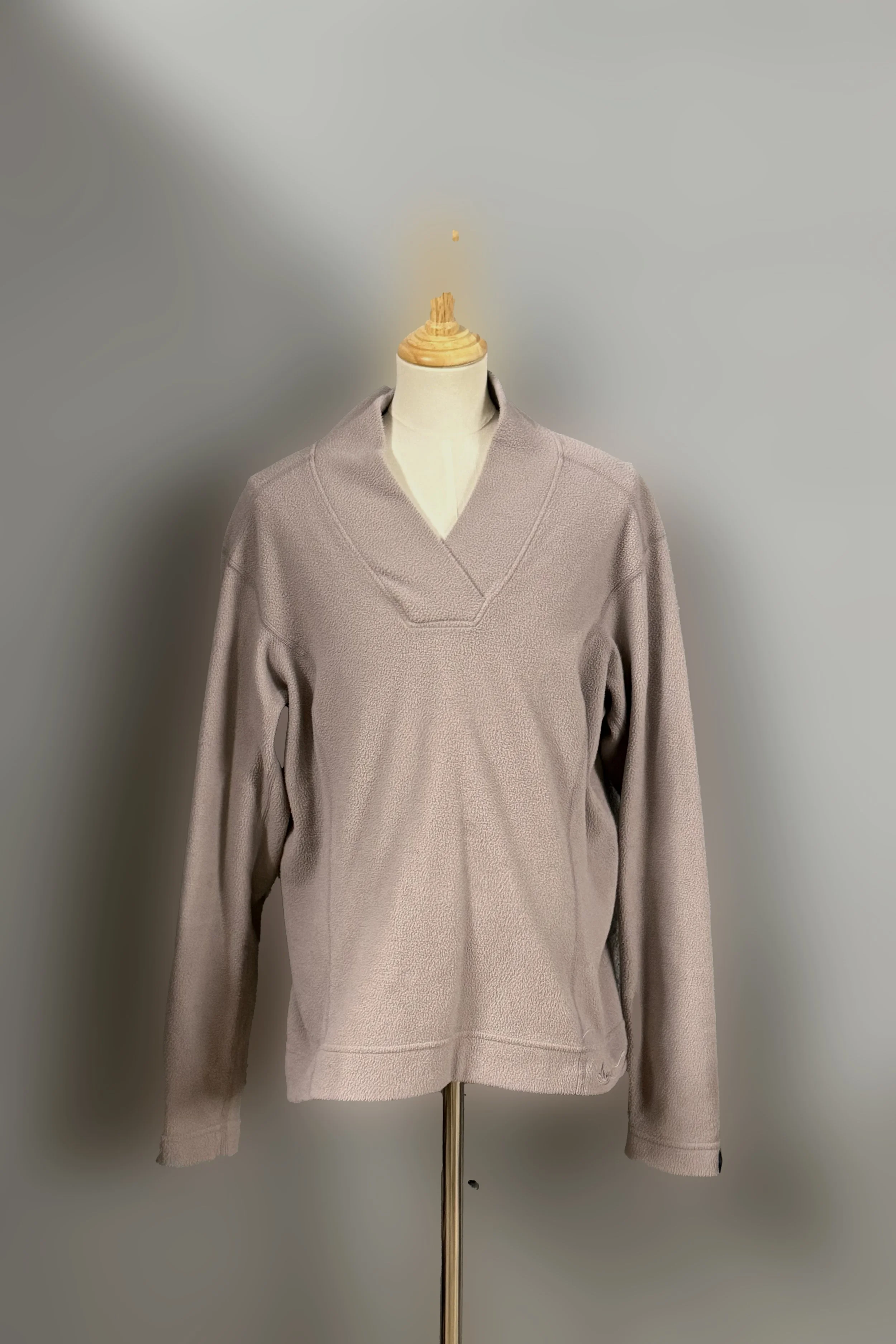 Irideon Fleece V Pullover In Grey - Large