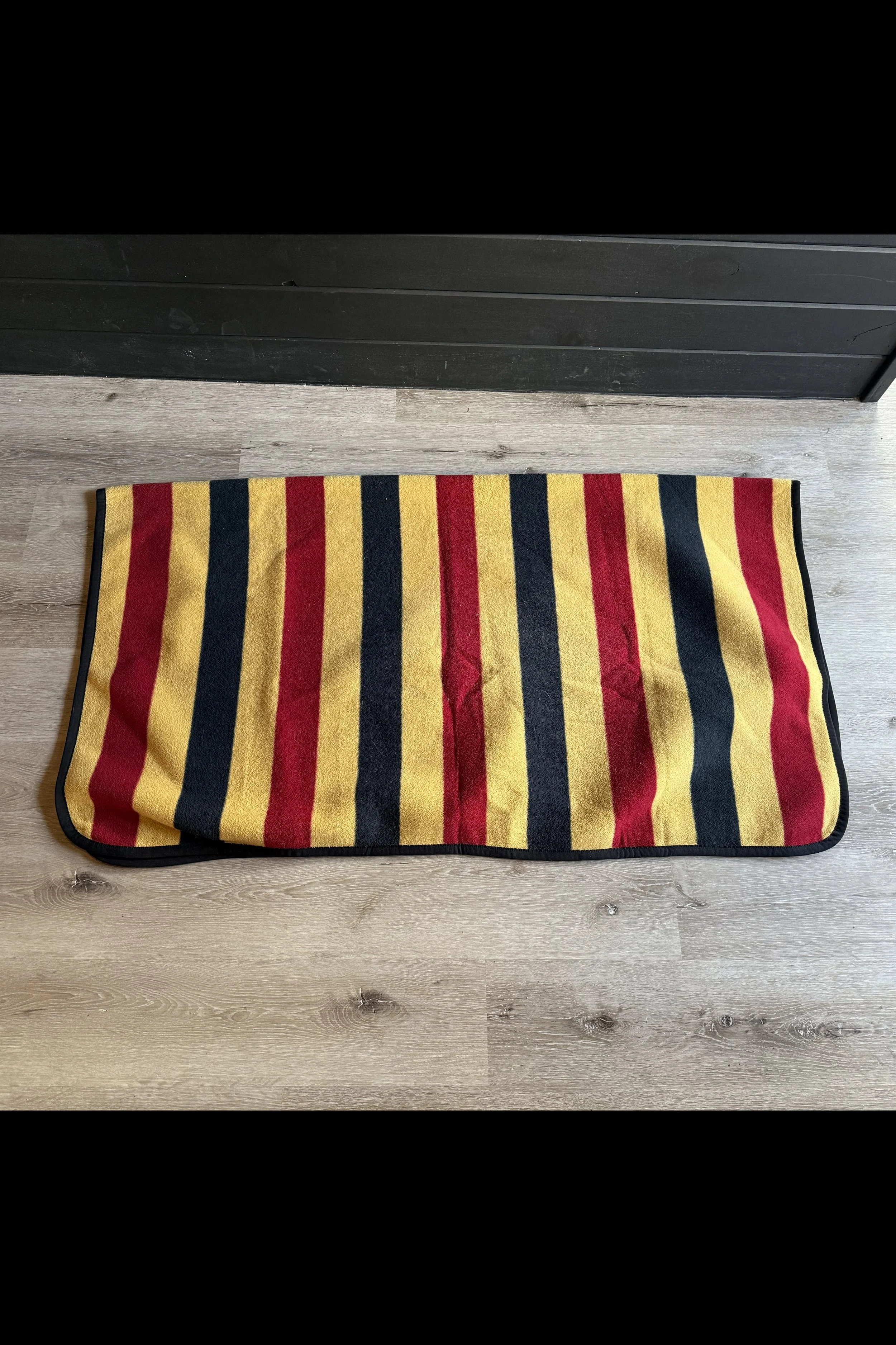 Horseware Rambo Newmarket Throw In Gold Witney Stripes