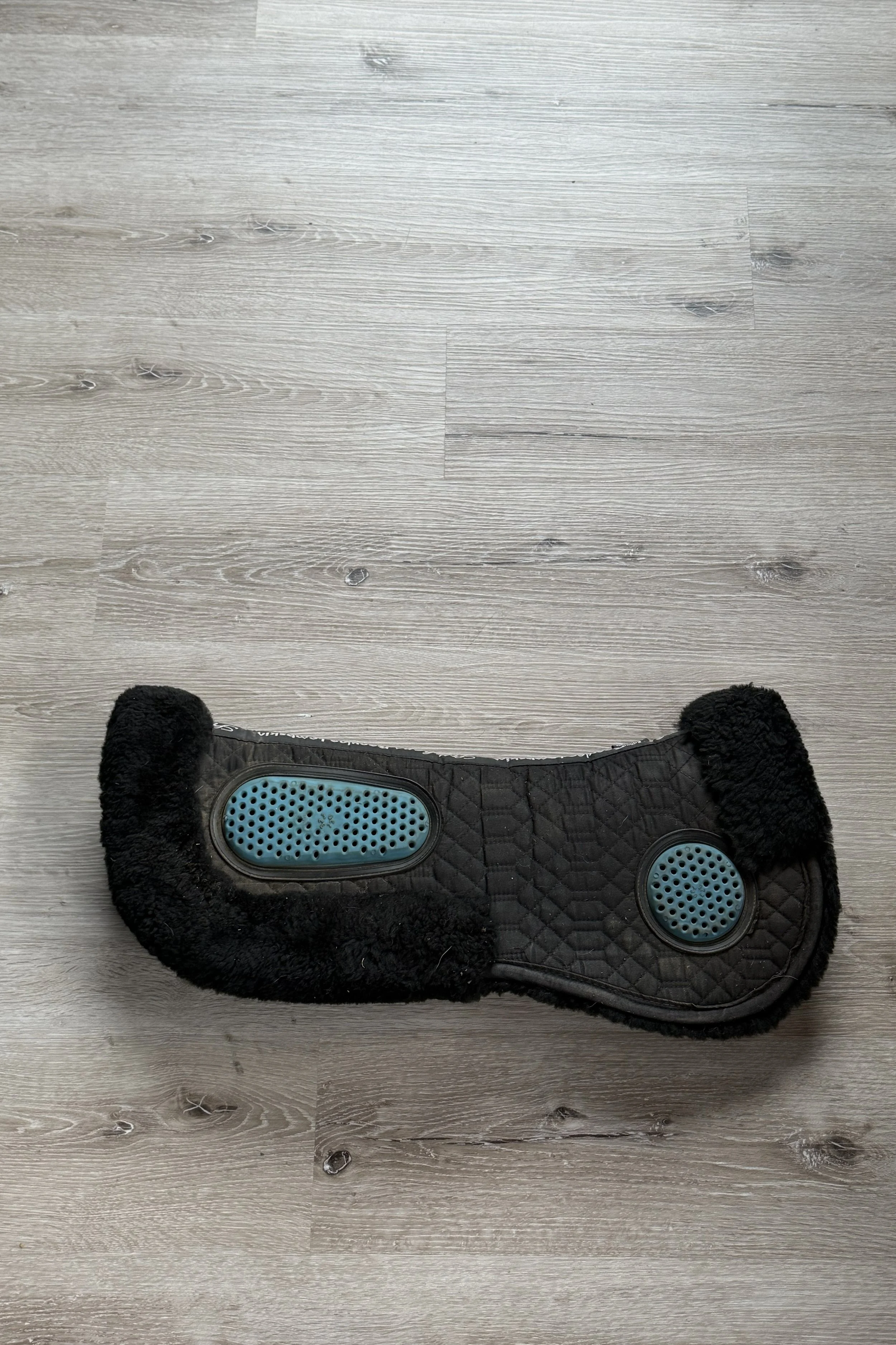 fleece half pad 1 .jpg