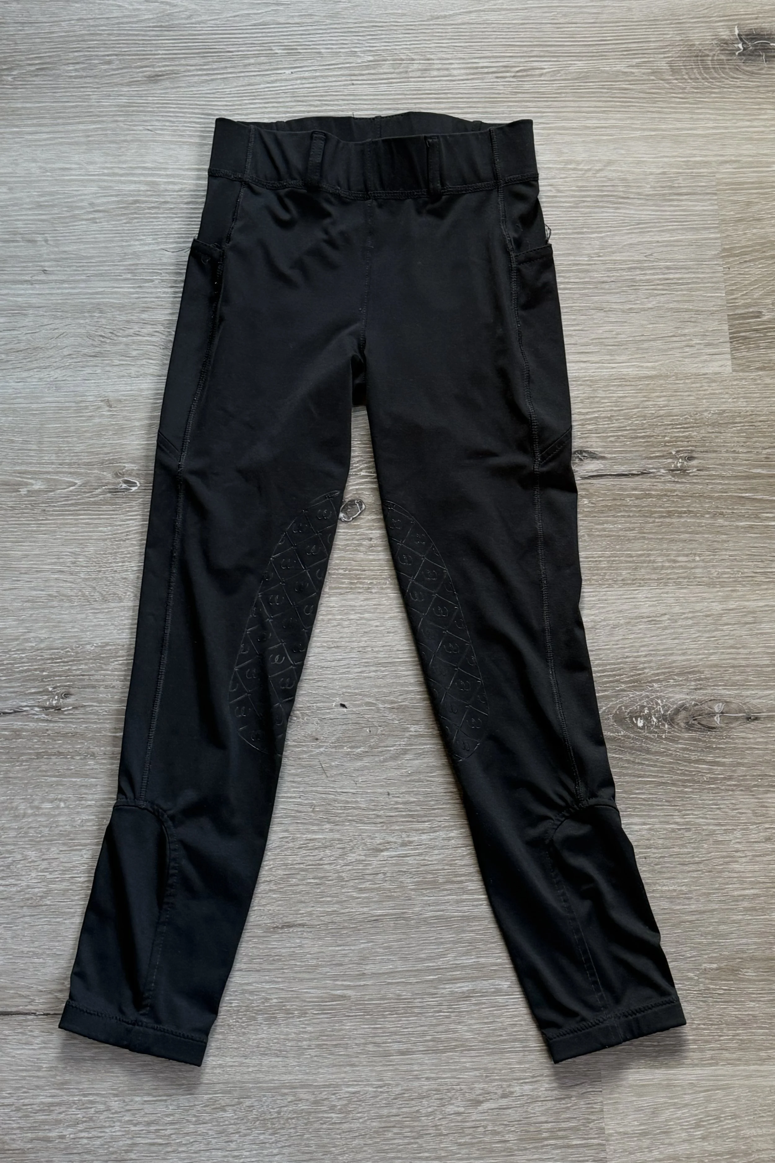 Black Ovation 2 .jpg