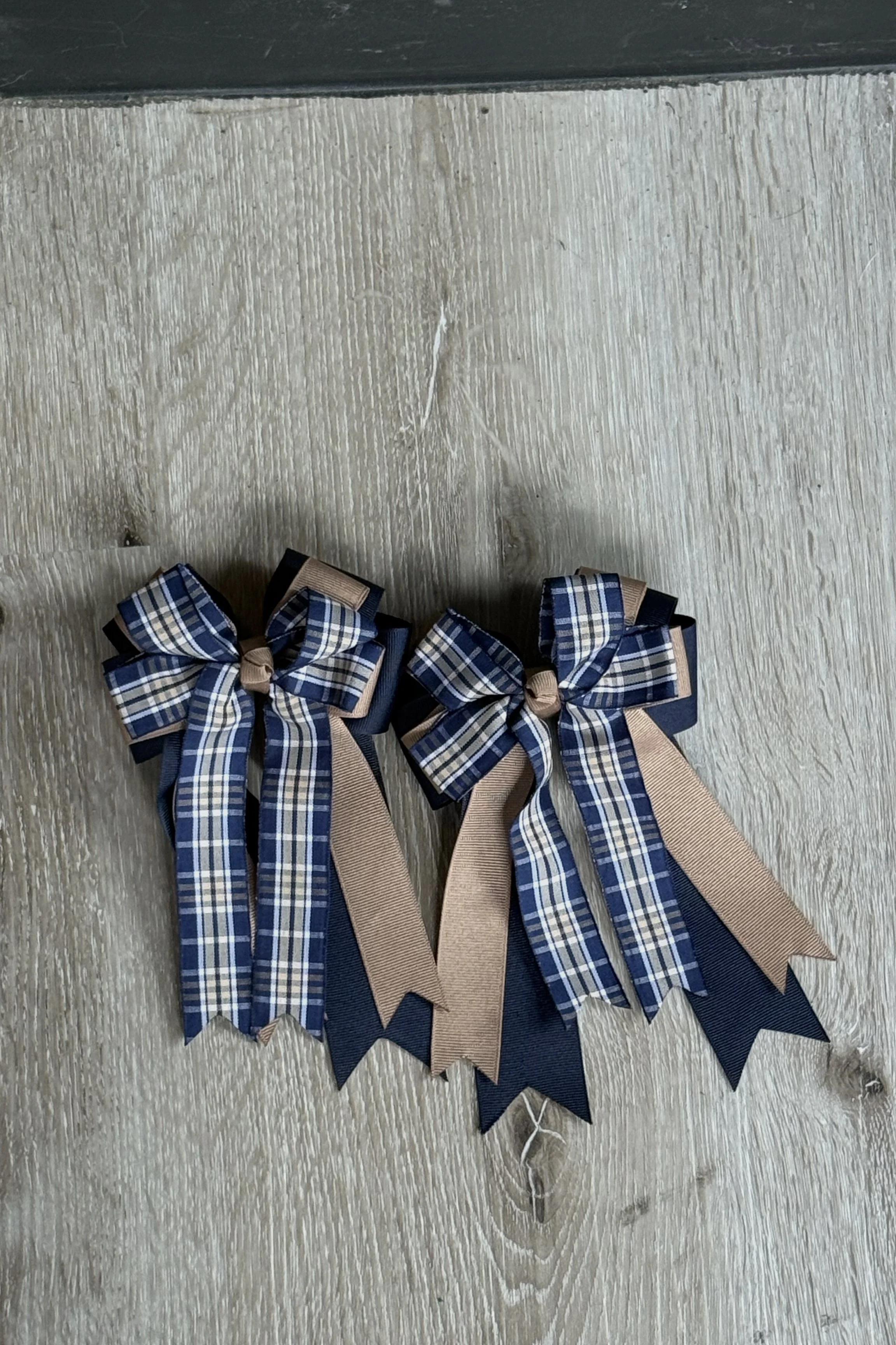 Show Bows In Navy & Taupe Plaid