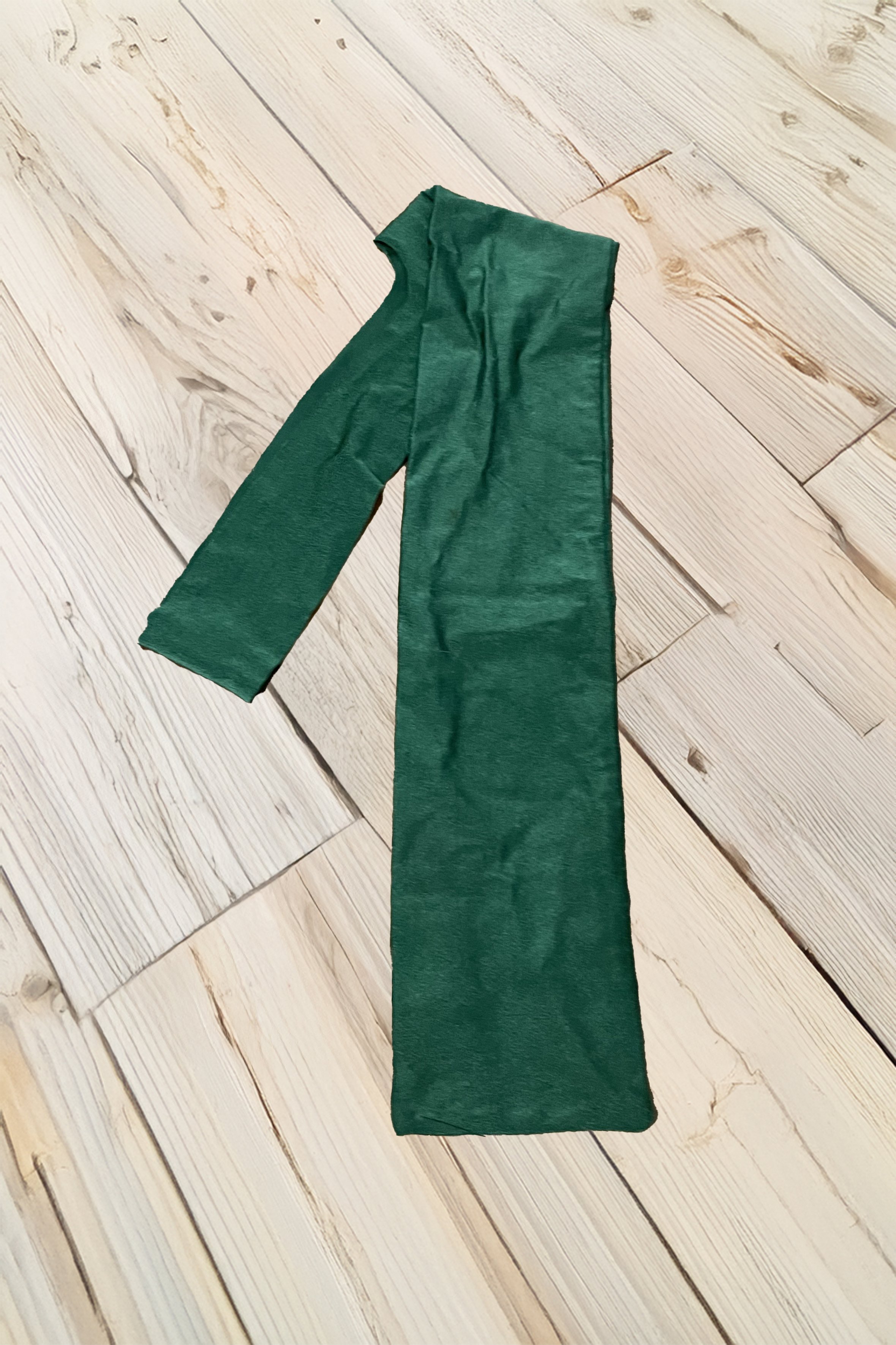 Basic Lycra Tail Bag In Hunter Green