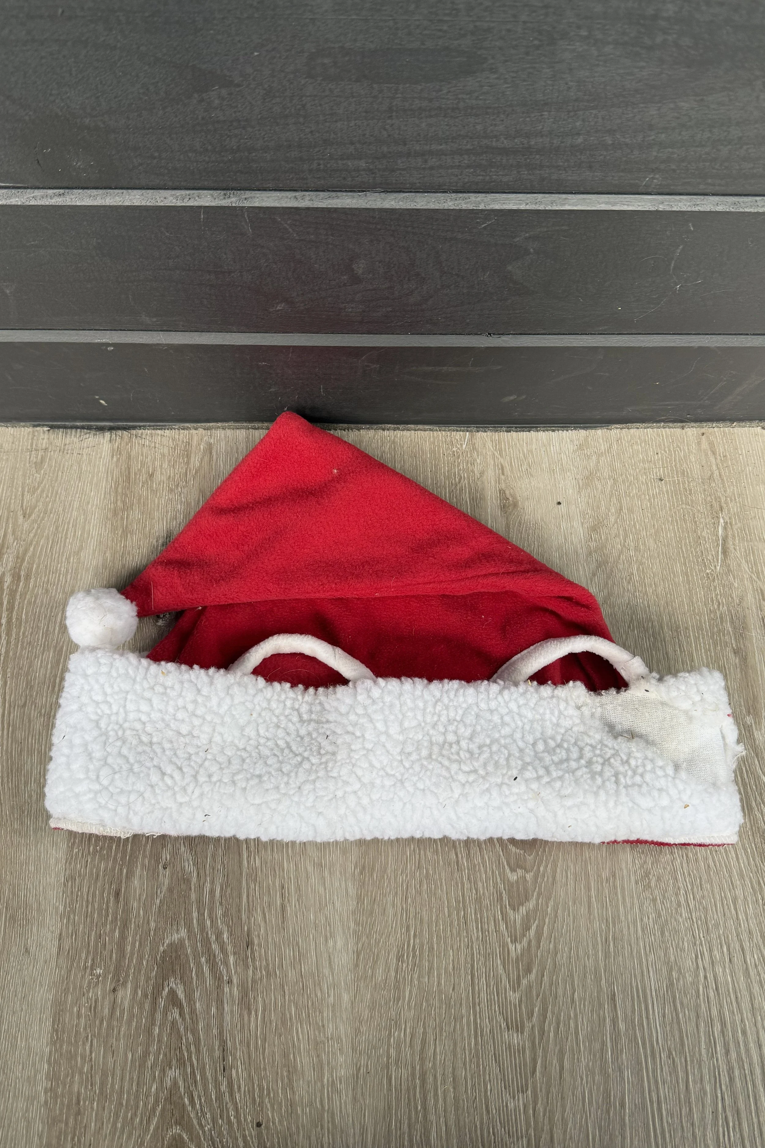Horze Santa Hat In Red & White - Full