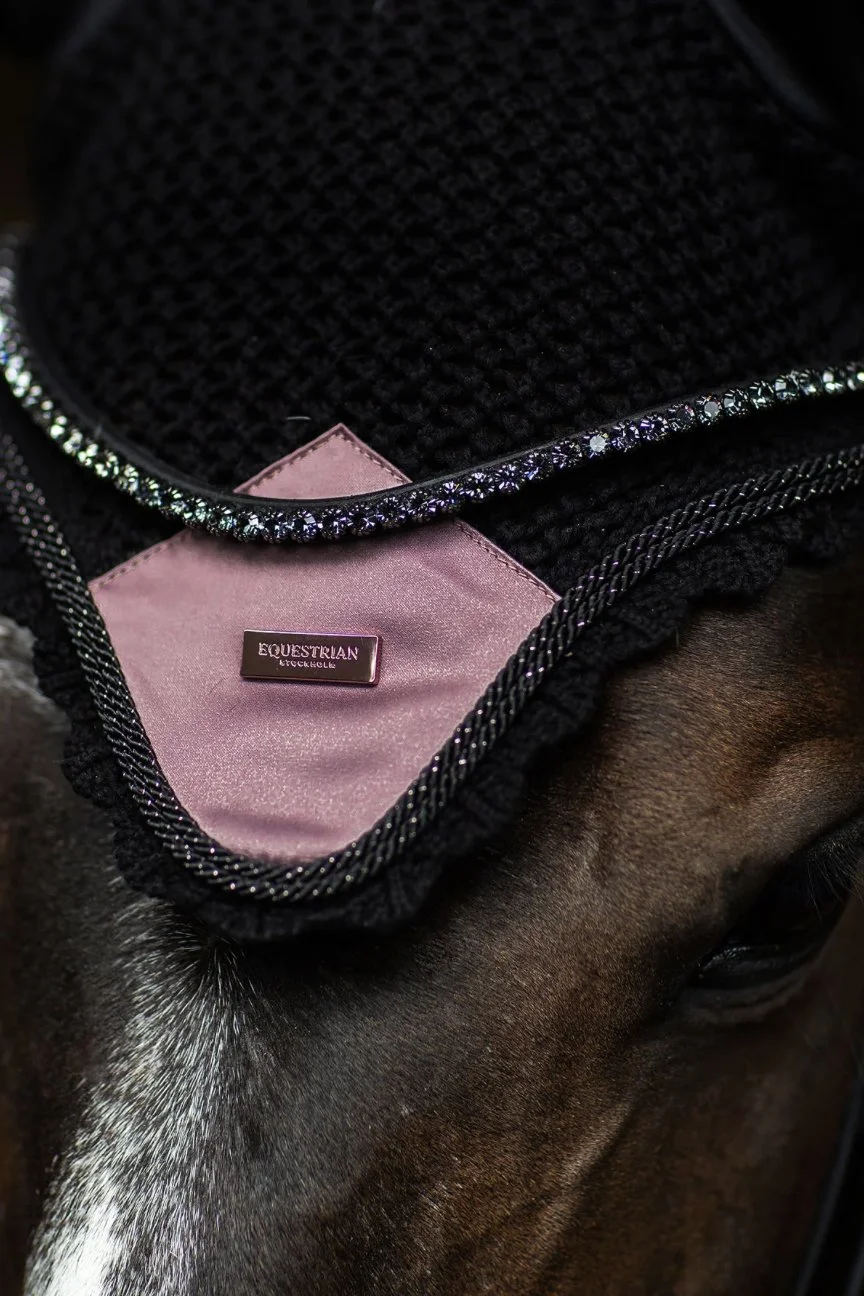 Equestrian Stockholm Ear Bonnet In BLACK BLUSH