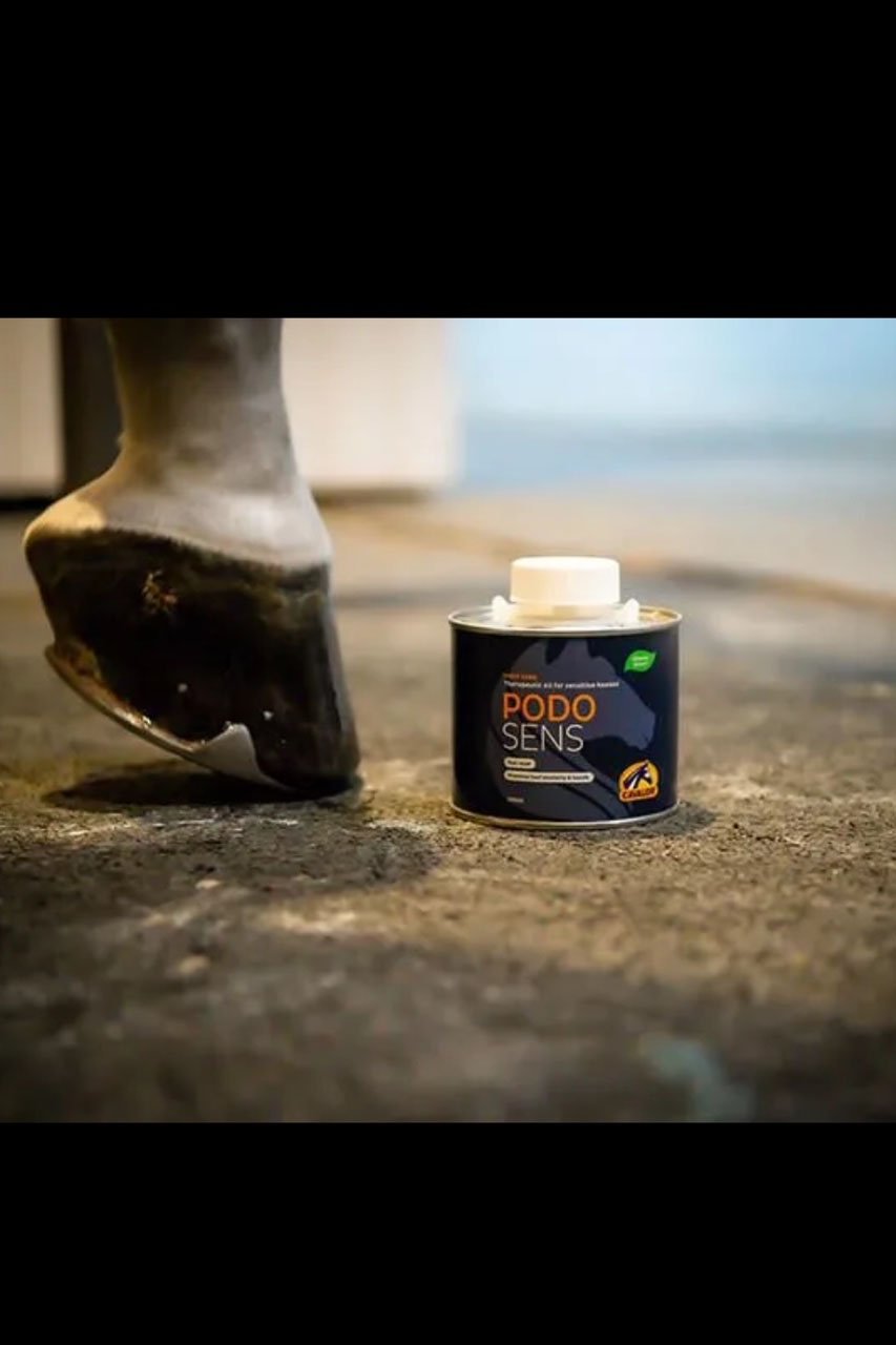 Cavalor PodoSens - 500 ml With Brush - 2nd Round Equestrian