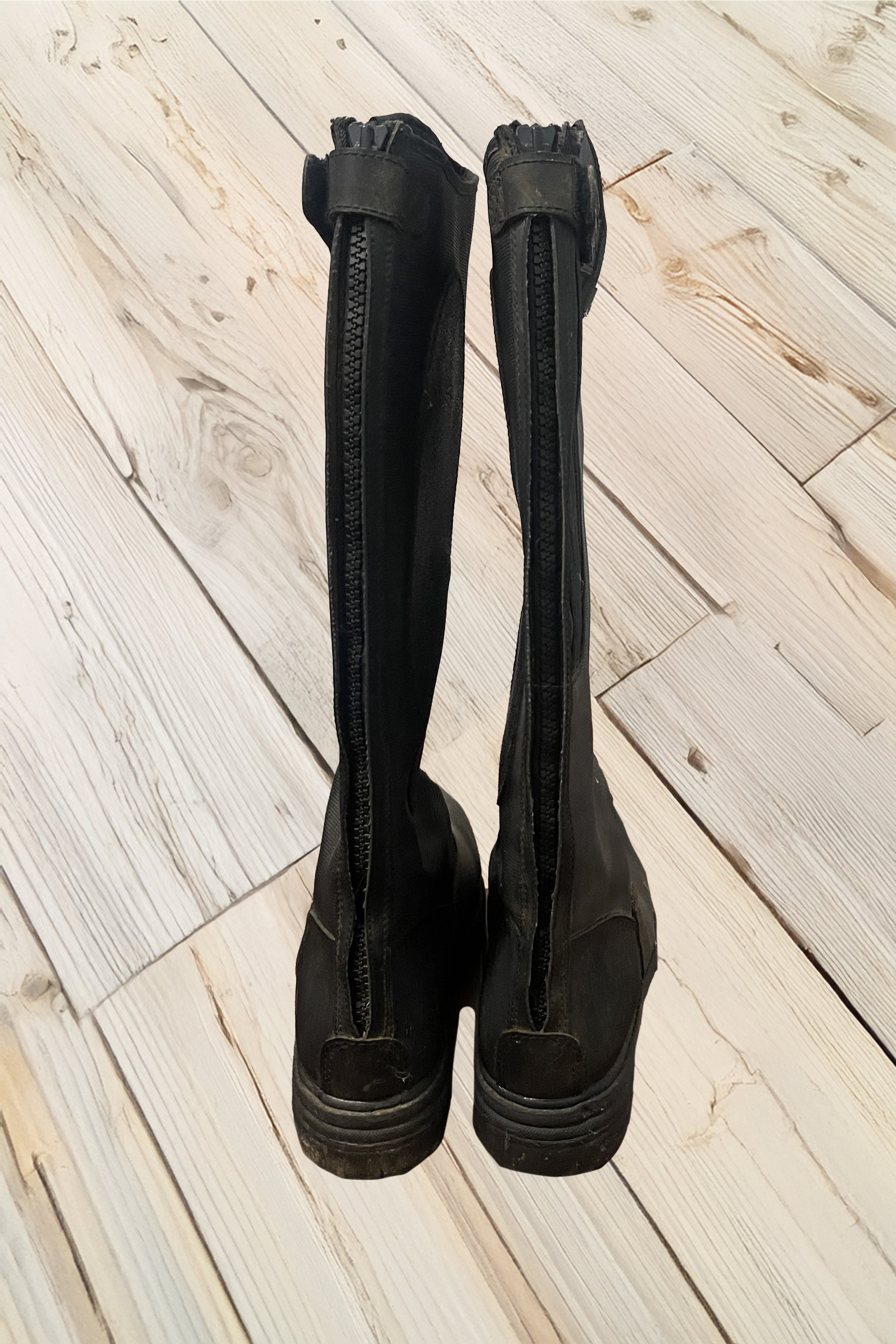 Boots 4.jpg