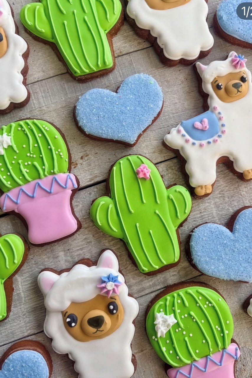 Horsin' Around Treats - Llamas