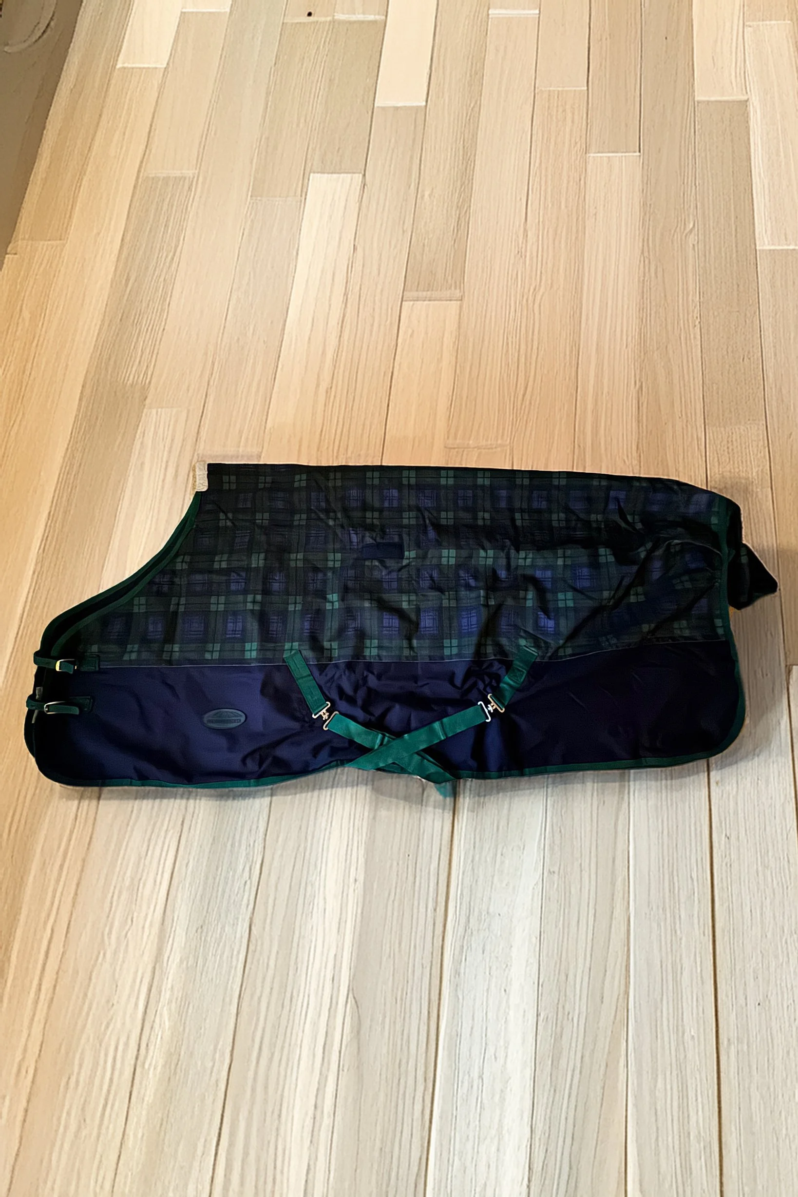 Weatherbeeta Genero Medium Turnout Blanket In Navy & Green Plaid - 84"