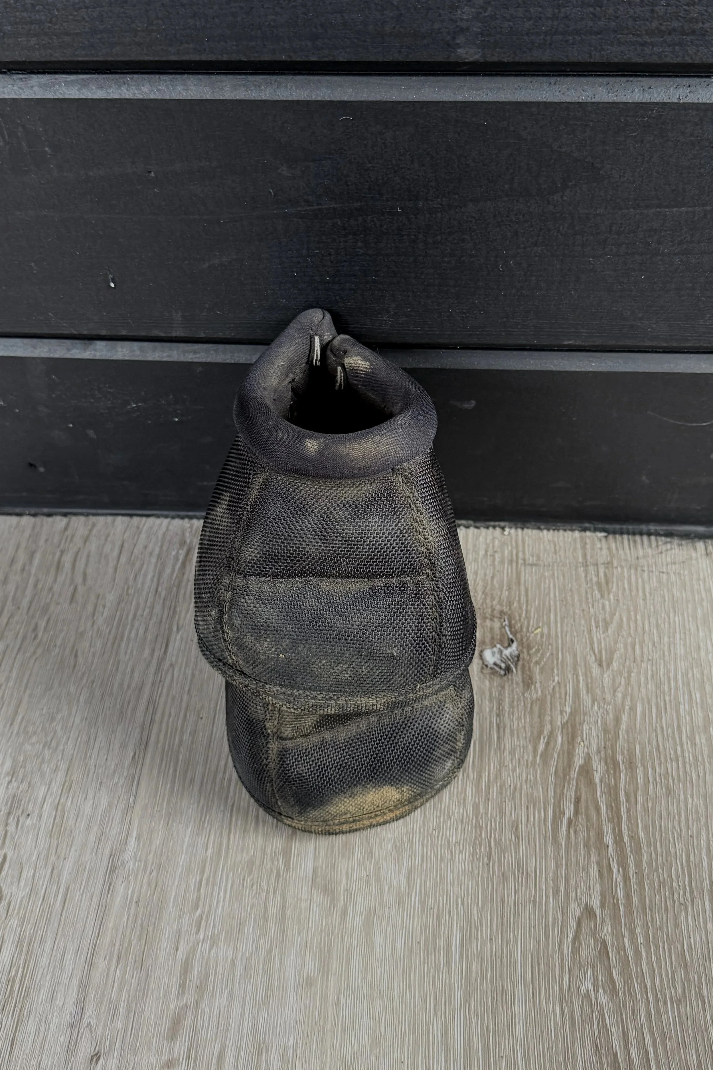 Professional Choice Bell Boot In Black - Large