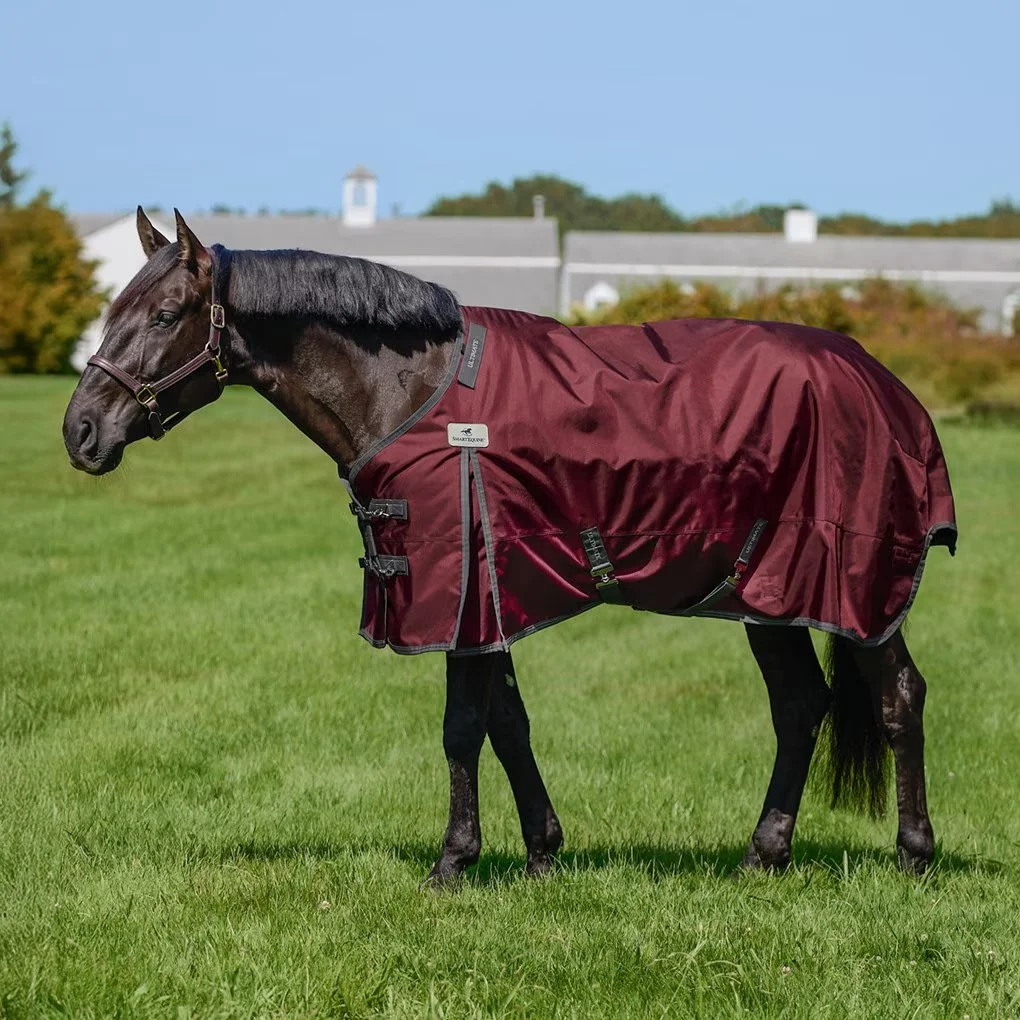Smartpak Ultimate 220G Medium Turnout In Burgundy With Black Trim - 78"