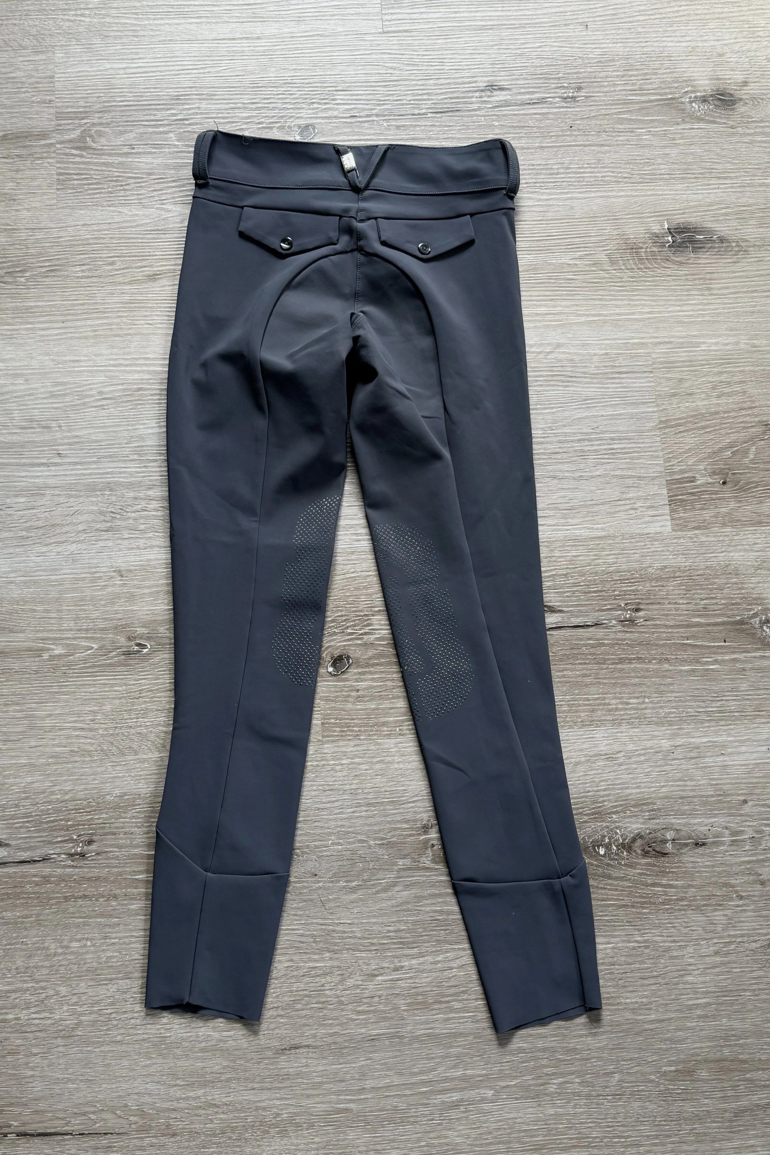 for horses grey 2 .jpg