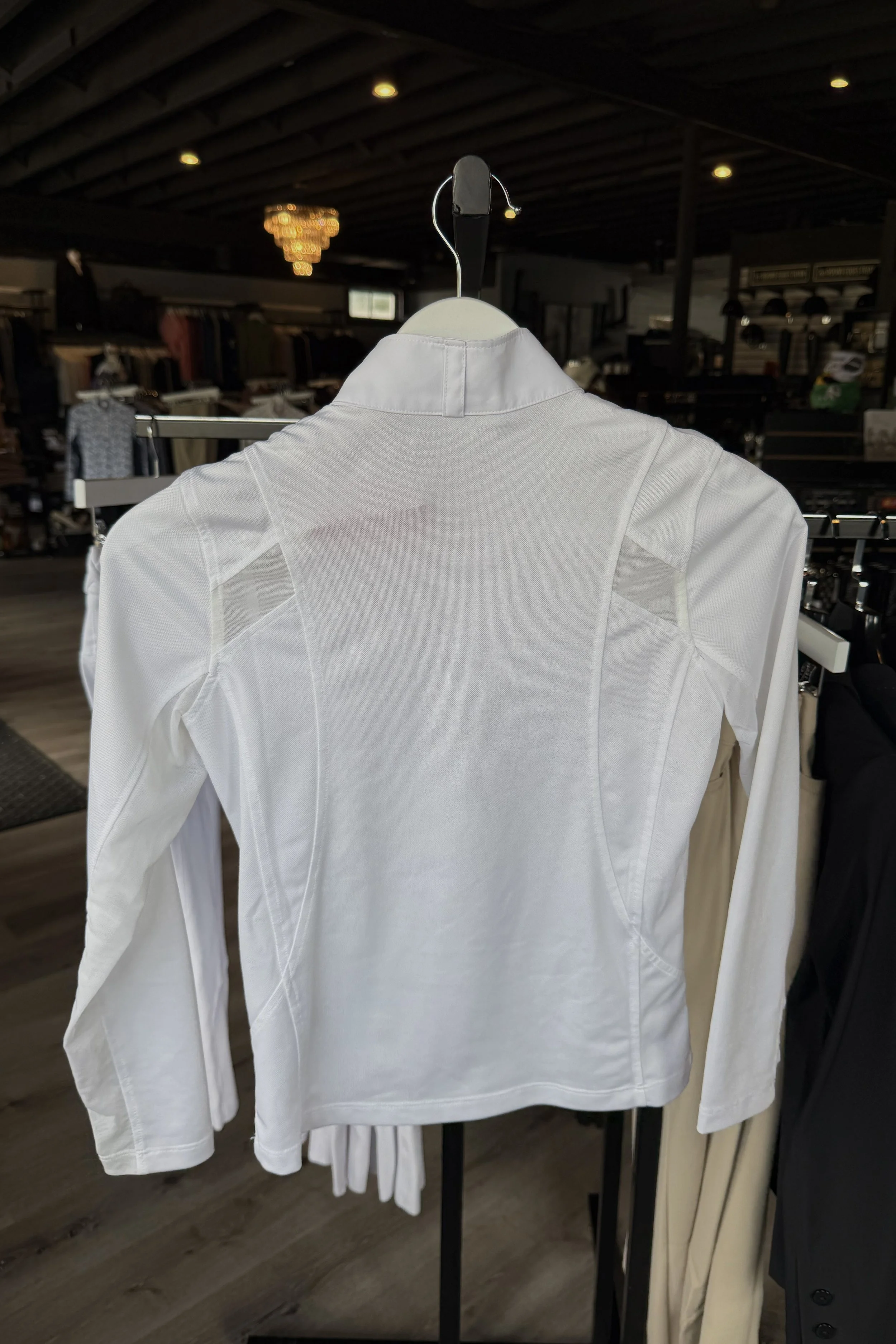 ariat white .jpg