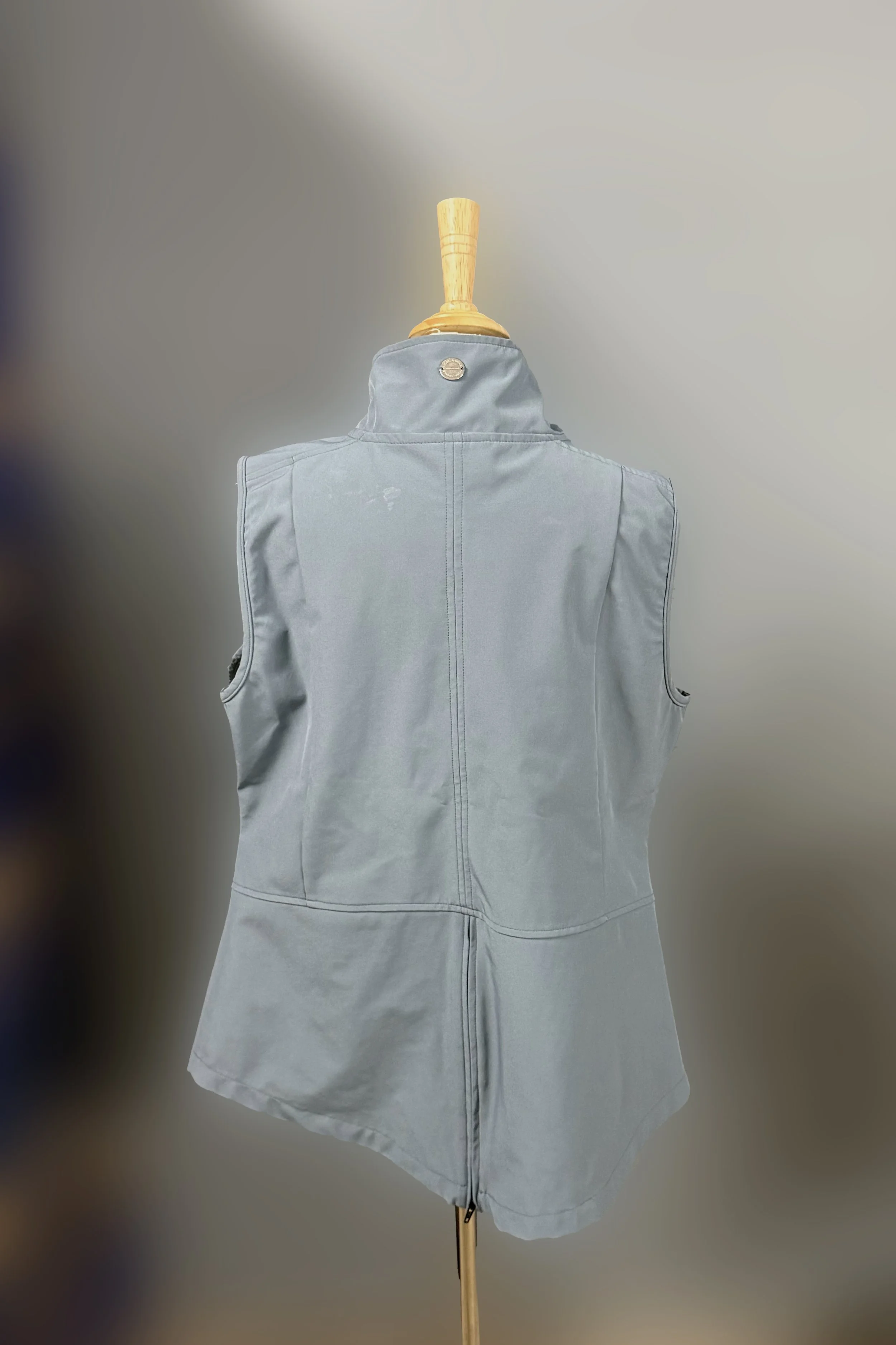noel vest 2 .jpg