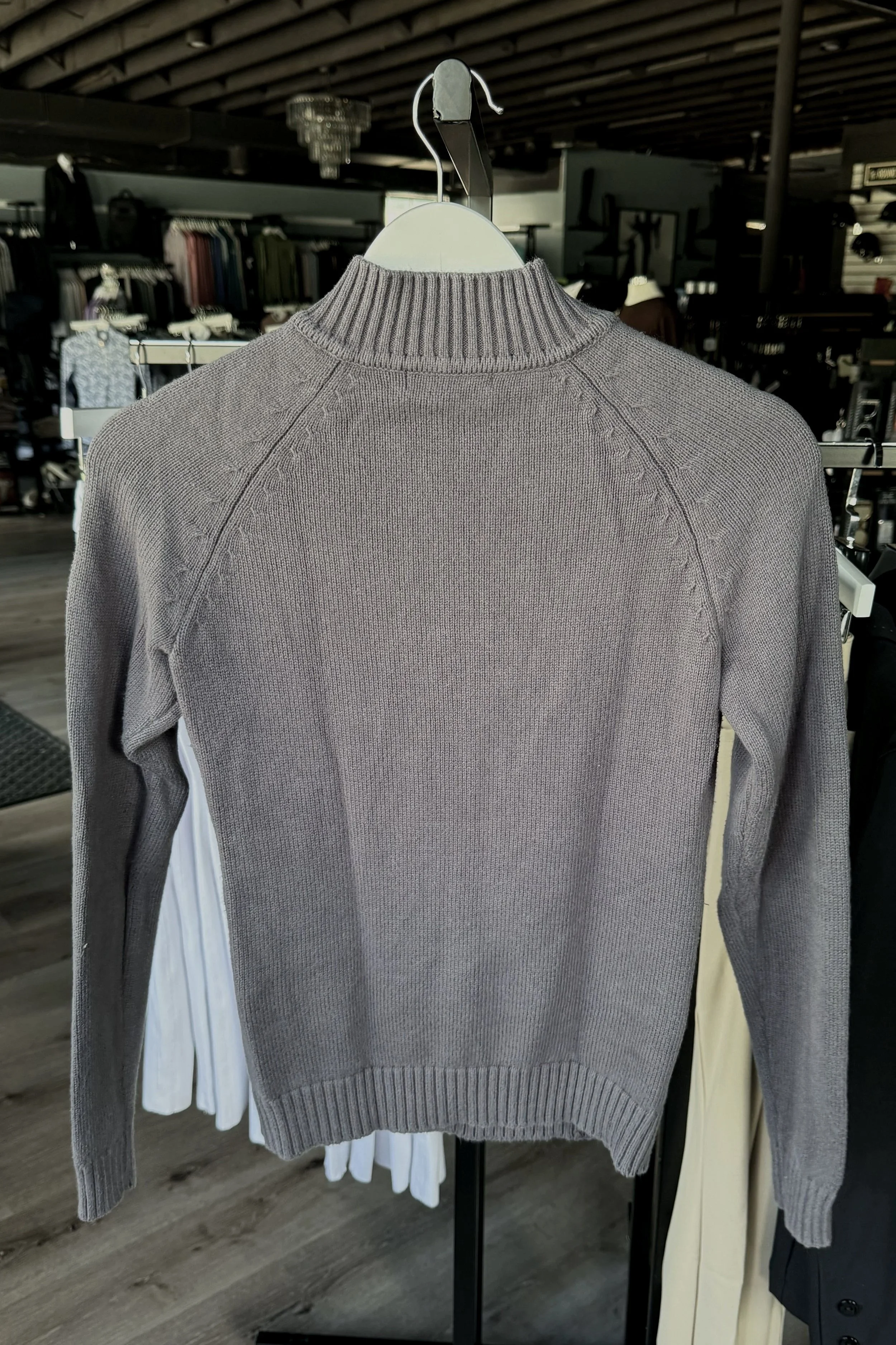 ES+grey+1.jpg
