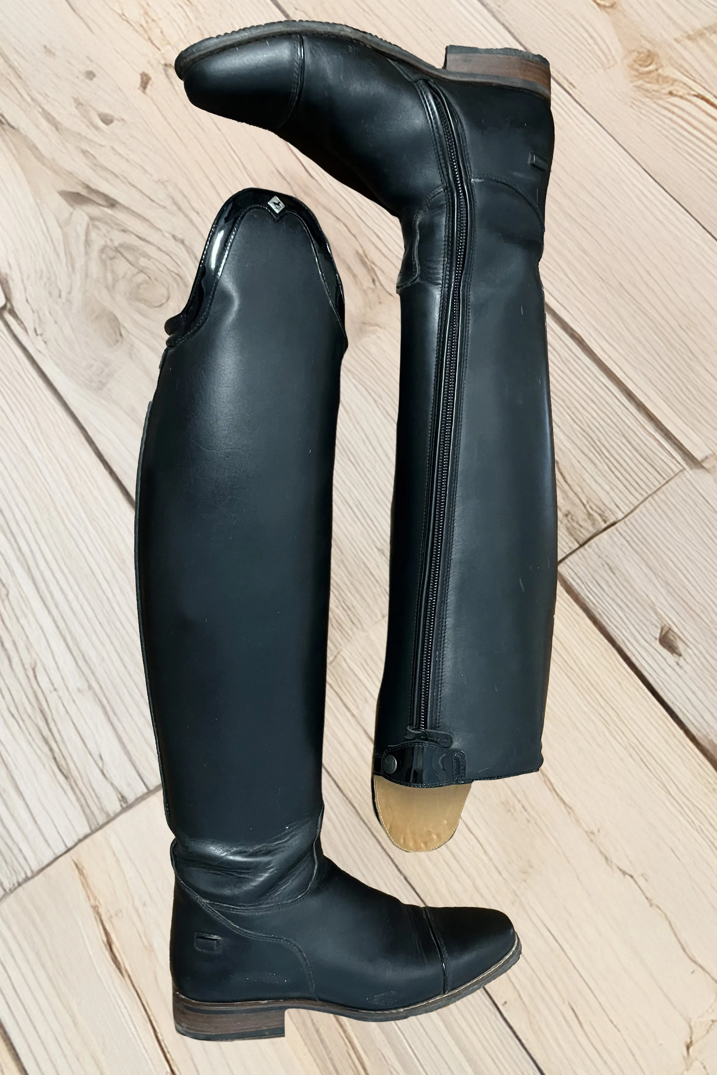 boots 1 .jpg