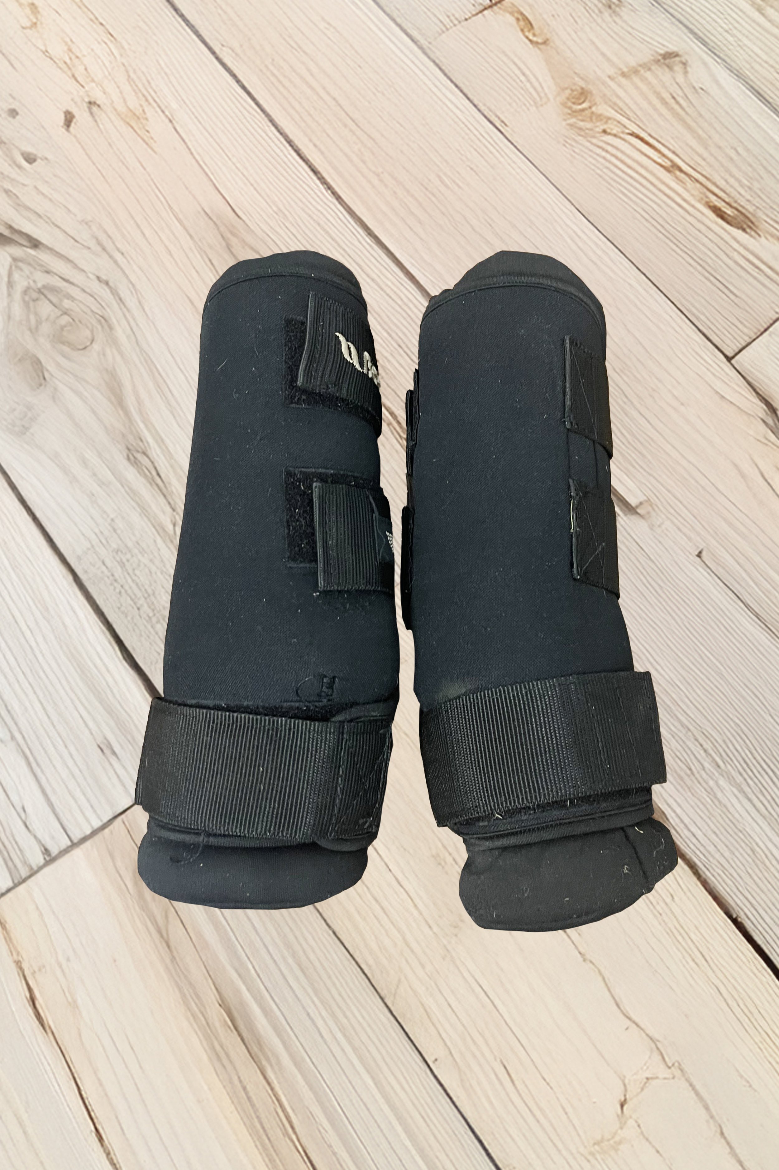 back on track boots 1 .jpg