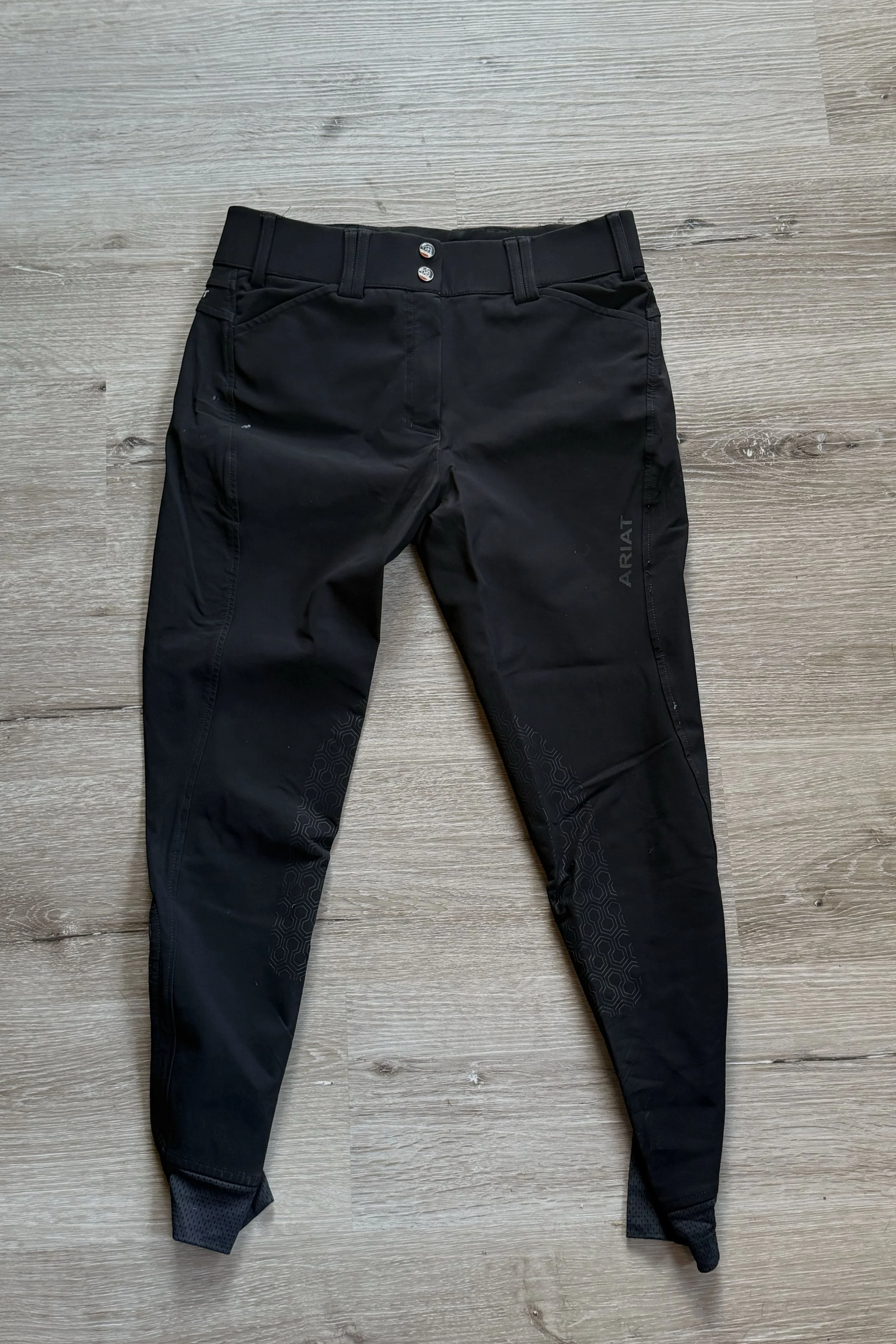 ariat black 1 .jpg