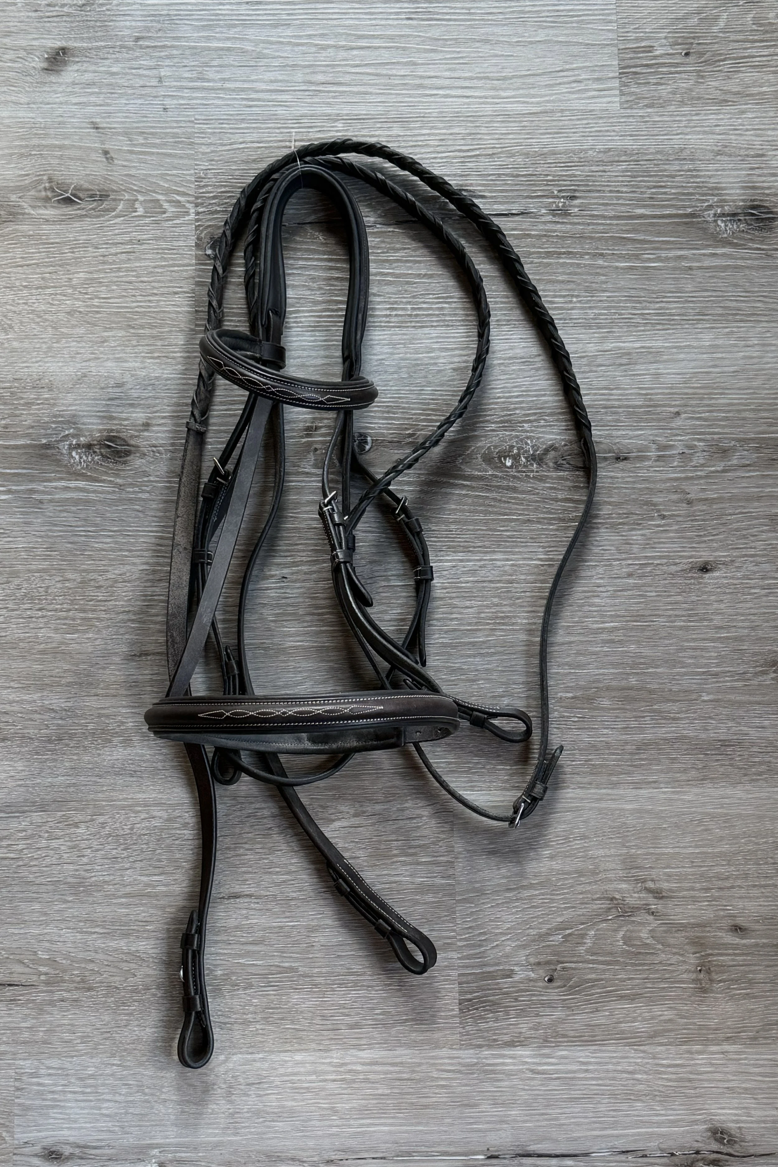Padded Fancy Stitched Bridle With Laced Reins In Brown - Full