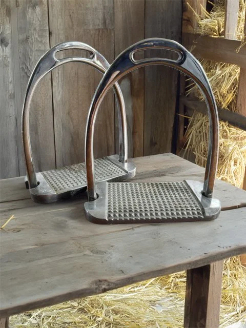 MDC Hunter Classic Stirrups - 4.5"