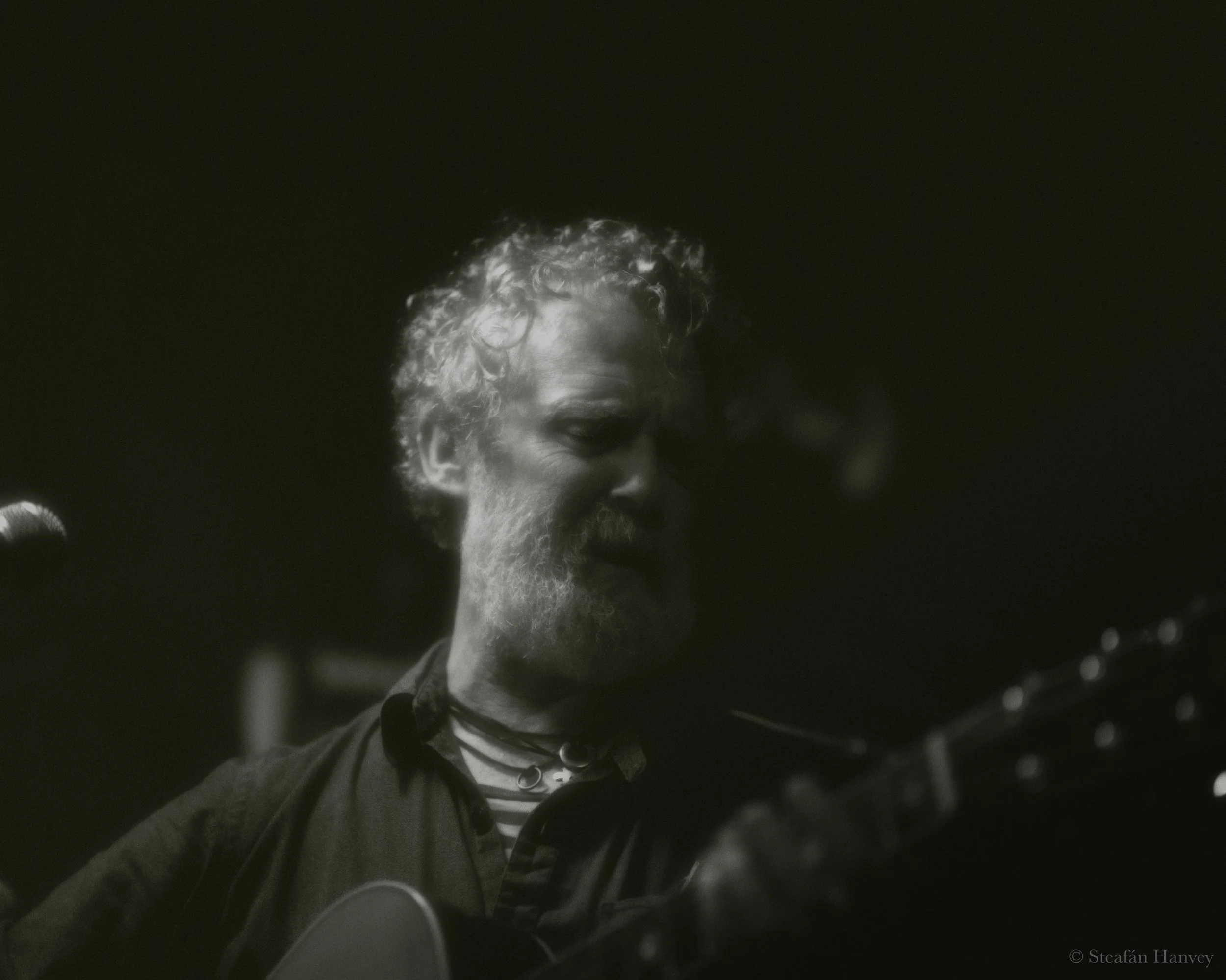 Glen Musta Kissa 15_©Steafán Hanvey.jpg