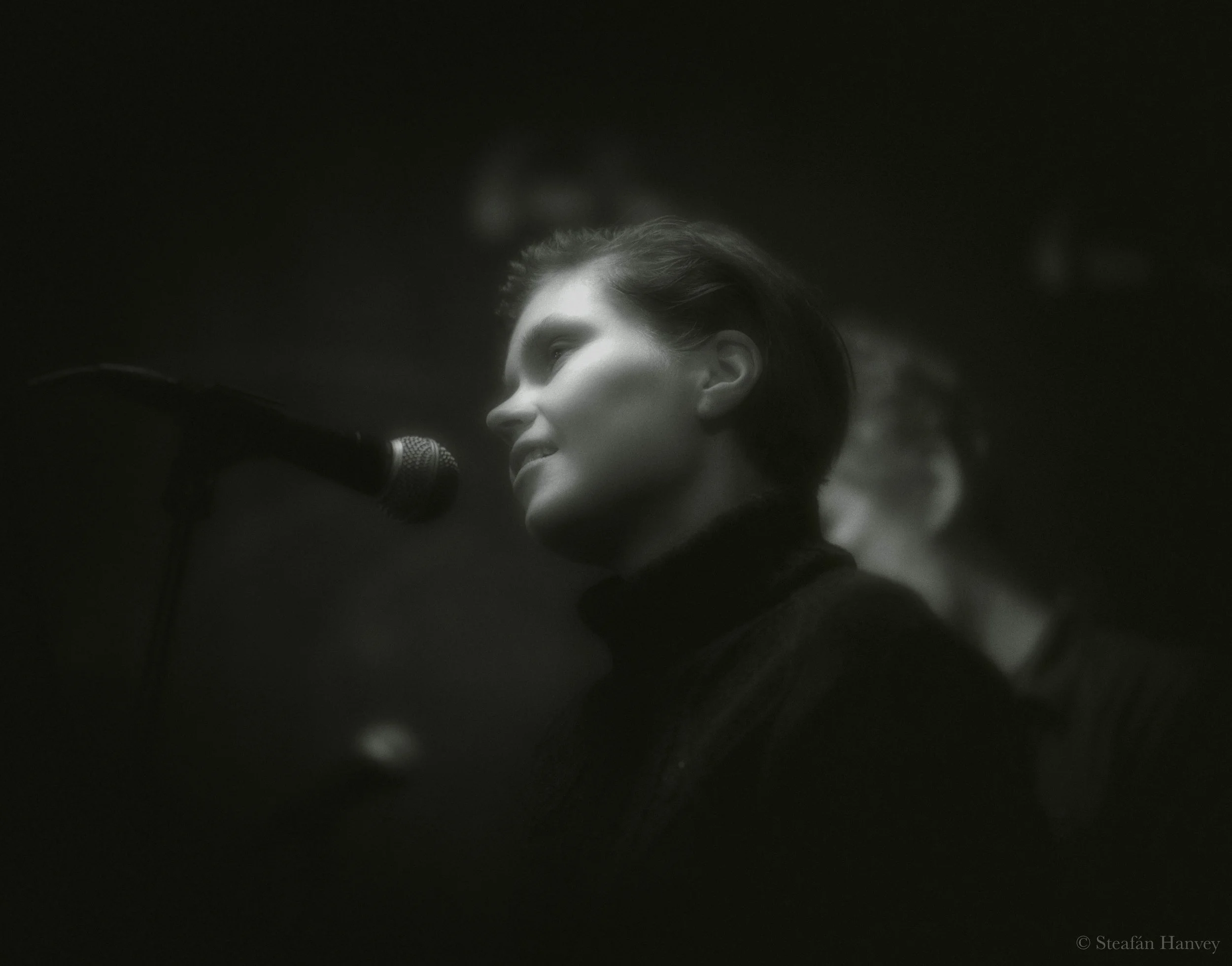 Maira Musta Kissa 1_©Steafán Hanvey.jpg