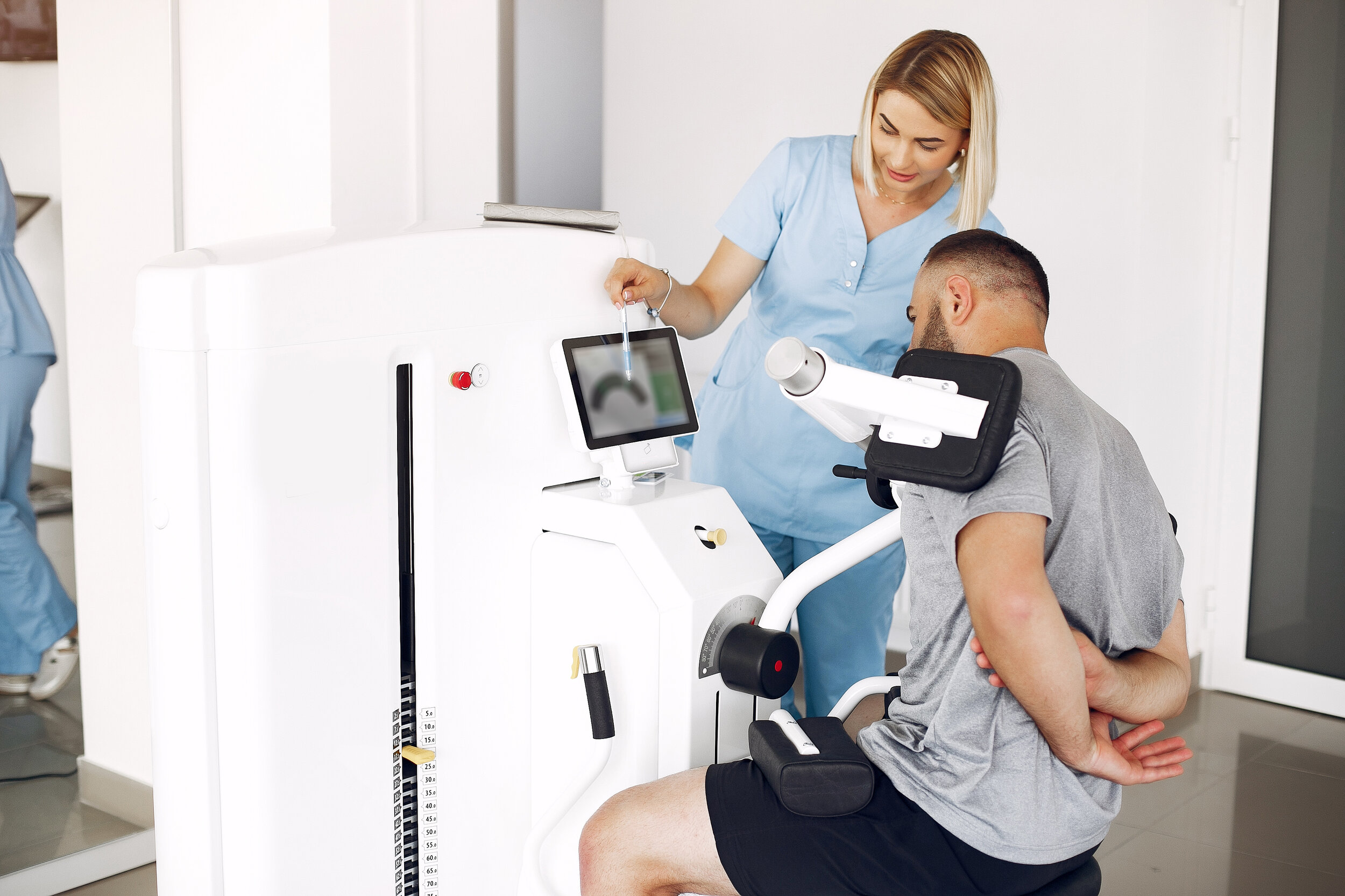 patient-doing-exercise-using-sports-equipment-with-9STDN8Y.jpg