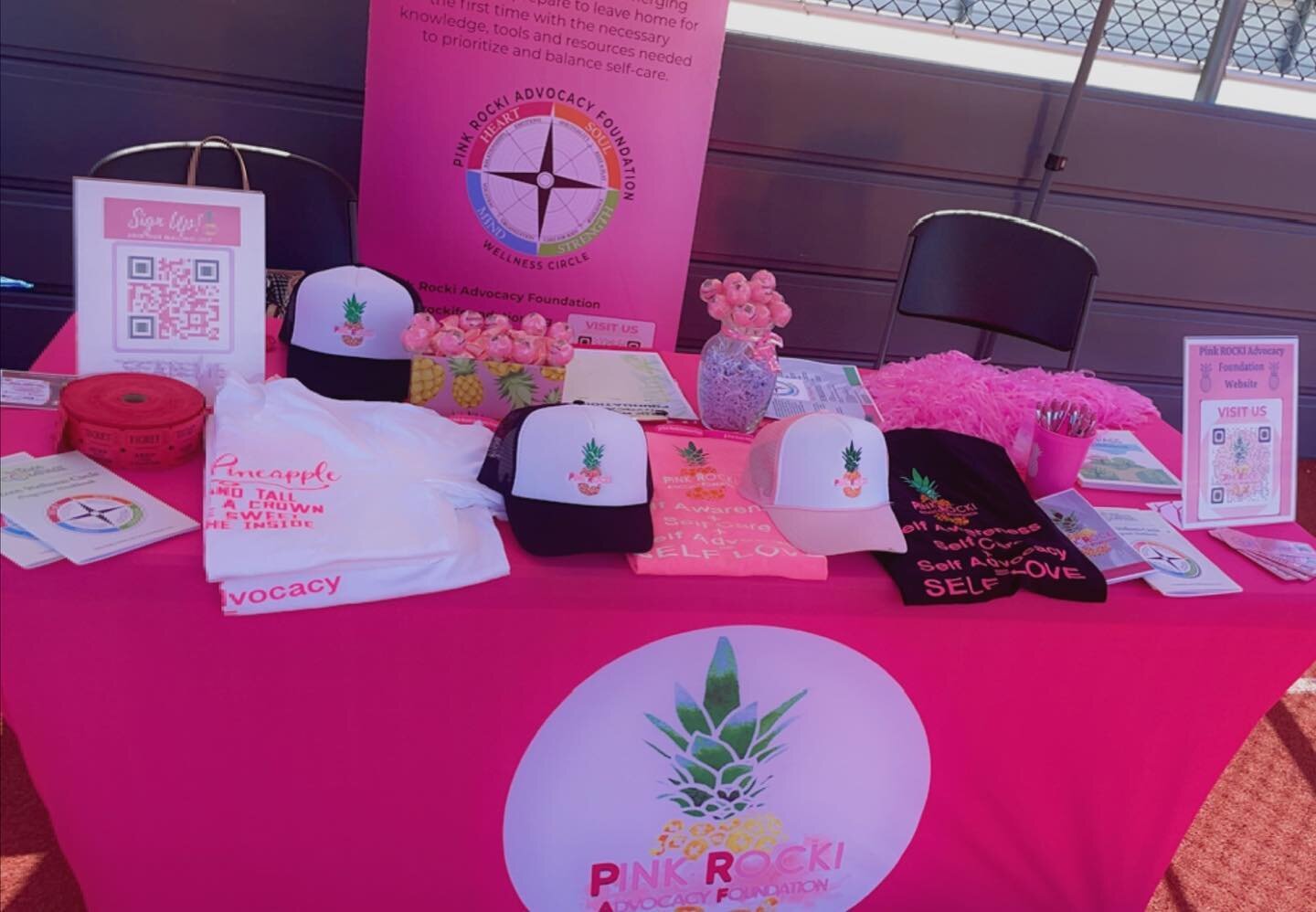 Special Thanks To @thefcacdst for Inviting 
Pink Rocki Advocacy Foundation out to their 15th Annual Community Day 🤗!

We Really Enjoyed Socializing , Networking and Talking To The Ones In The Community That Were Able Come Out!

THANK YOU