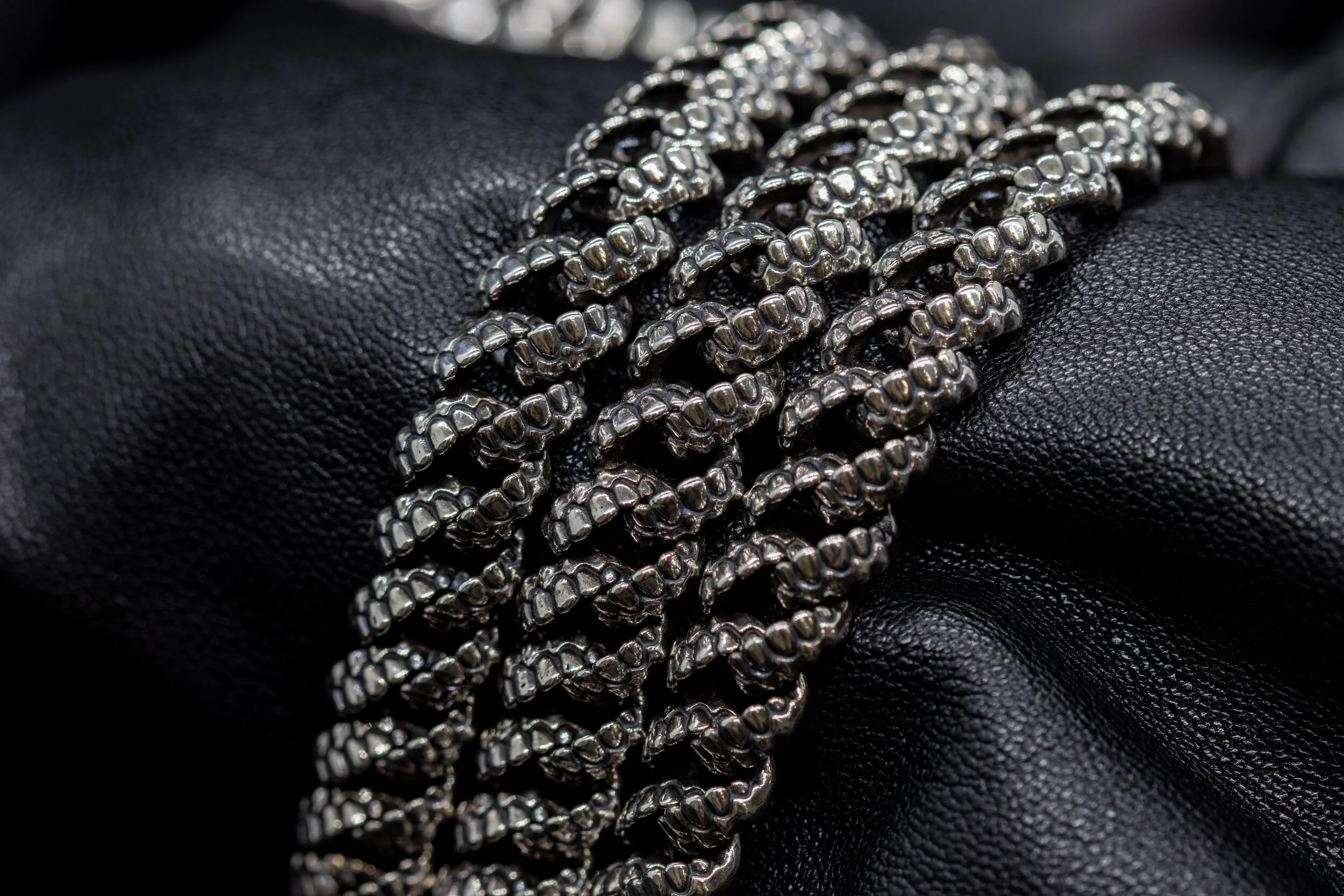 Wailing Chain, 
2021, Sterling Silver
