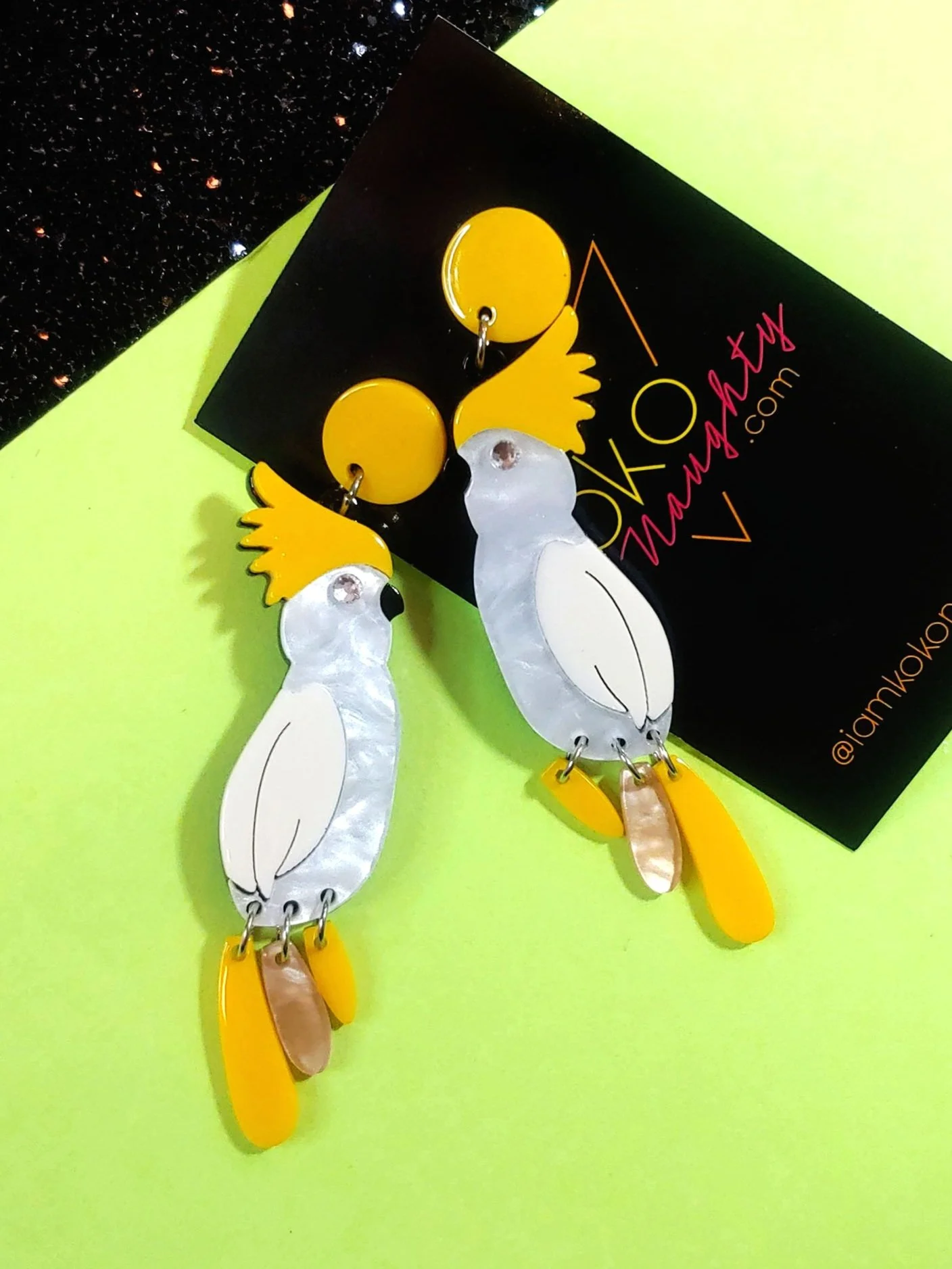 kitschy tropical bird tiki bar tiki pinup cockatoo parrot earrings