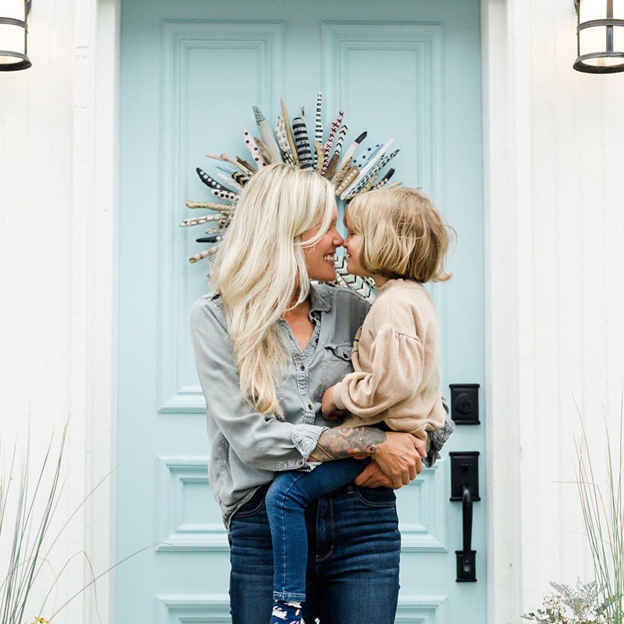 SPOTLIGHT ON OUR FAVOURITE LOCALS!
 
Meet Tara MacDonald and her 5-year-old daughter Ivy, the mother and daughter team behind The Ivy House in Lunenbrug.
 
Tara opened The Ivy House in 2019 and it&rsquo;s a breathtakingly beautiful place to stay, wit