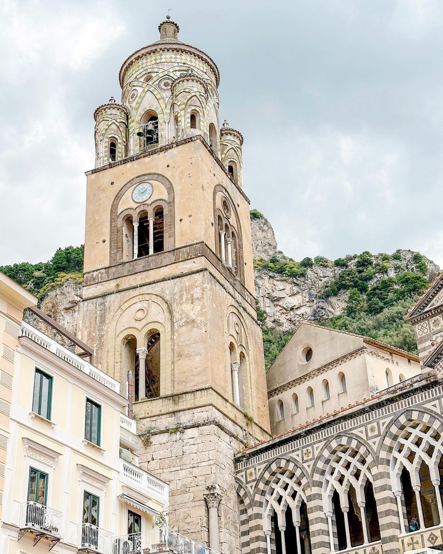Venturing into the Duomo di Amalfi, an architectural marvel dating back to the 9th century, adorned with intricate Byzantine mosaics and stunning Arab-Norman influences. Located in the heart of Amalfi town, it stands as a testament to the region's hi