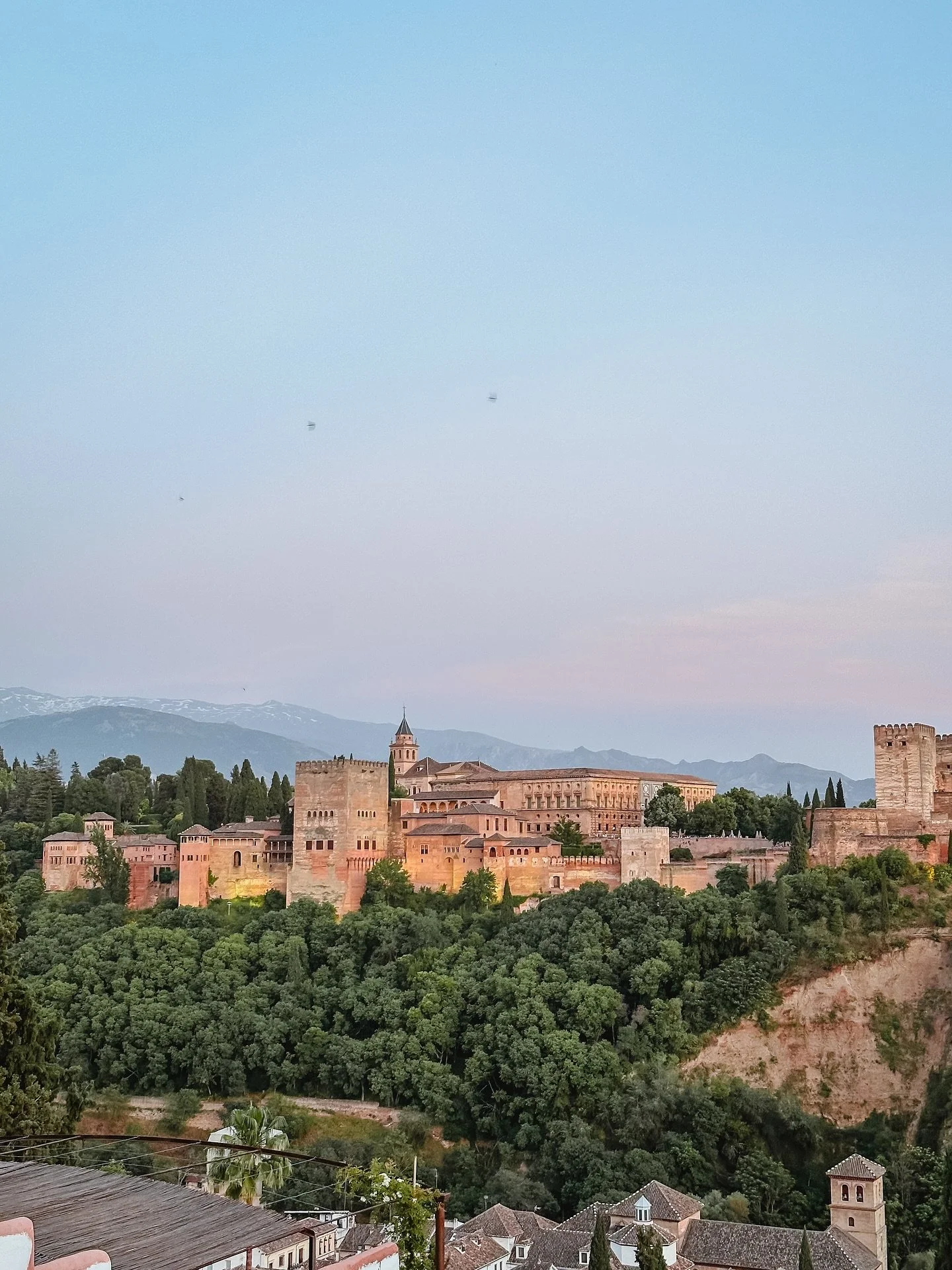 In Southern Spain, the days are rich with discovery, but the evenings are a time to unwind and take it all in.

At a quiet terrace in Granada&rsquo;s Albayz&iacute;n neighborhood, the former Moorish quarter, it&rsquo;s time to raise a glass as the sk