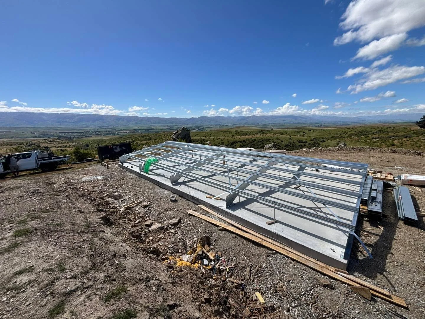 You might be wondering&hellip; &ldquo;Are they going to be installing roofing iron on the ground?&rdquo;

Yes. Yes we are! 😅

When you&rsquo;re building in one of the most beautiful &mdash; but definitely one of the windiest &mdash; spots in Central